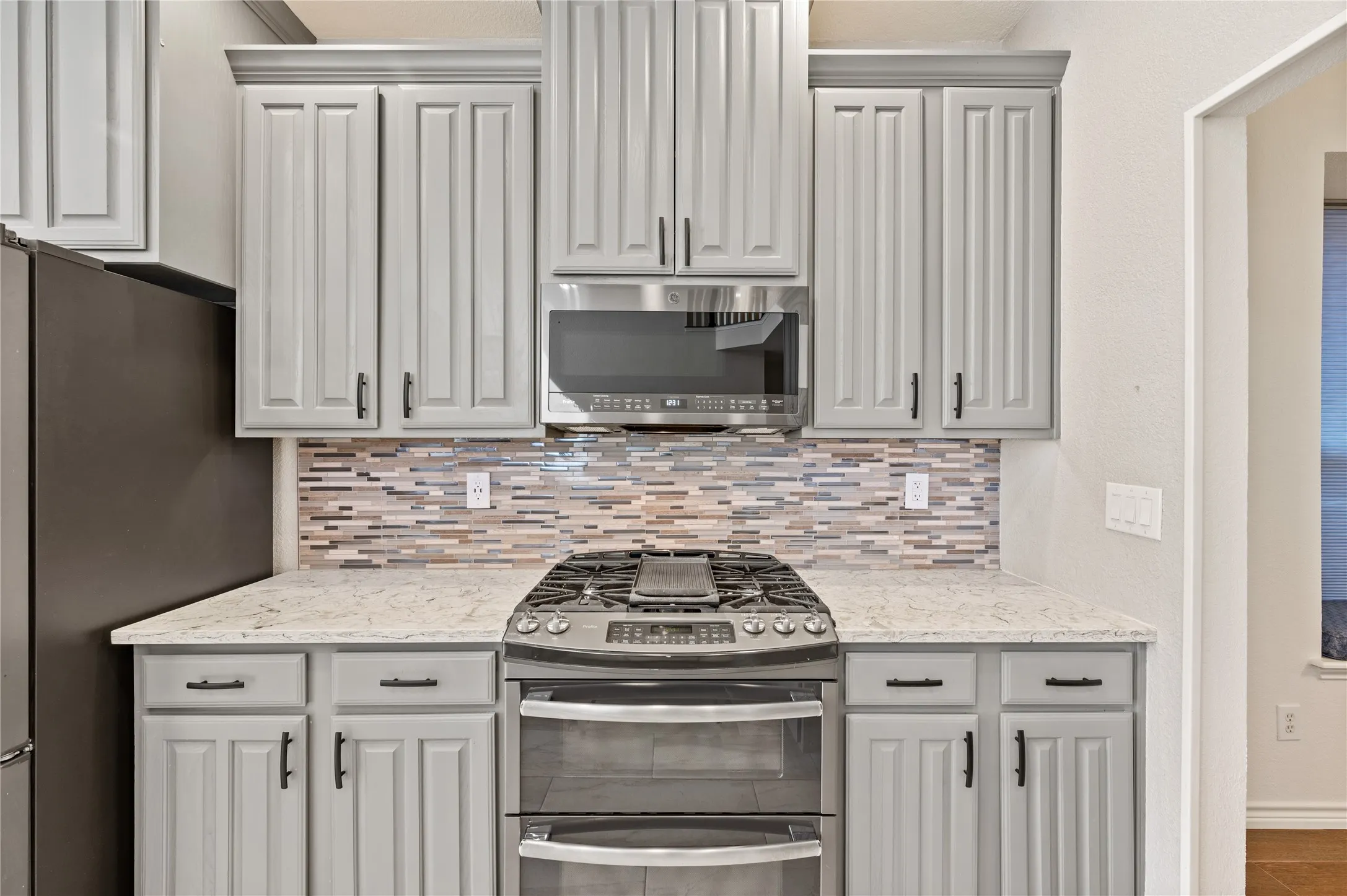 Single Family Residence For Sale in Tarrant County , 2705 Magnolia Lane, Grapevine, Texas 76051, 5 Bedroom, 4 Bathroom, 2 Garage spaces, 2,659 Sqft, built in 1996, Preowned, mls#21185529, Real Estate Agent in Grapevine, Homes For Sale in Tarrant county, Homes For Sale in Grapevine, Realtor in Grapevine Texas, Real Estate Brokerage Independent Realty Texas, Luminita Cordes Realtor