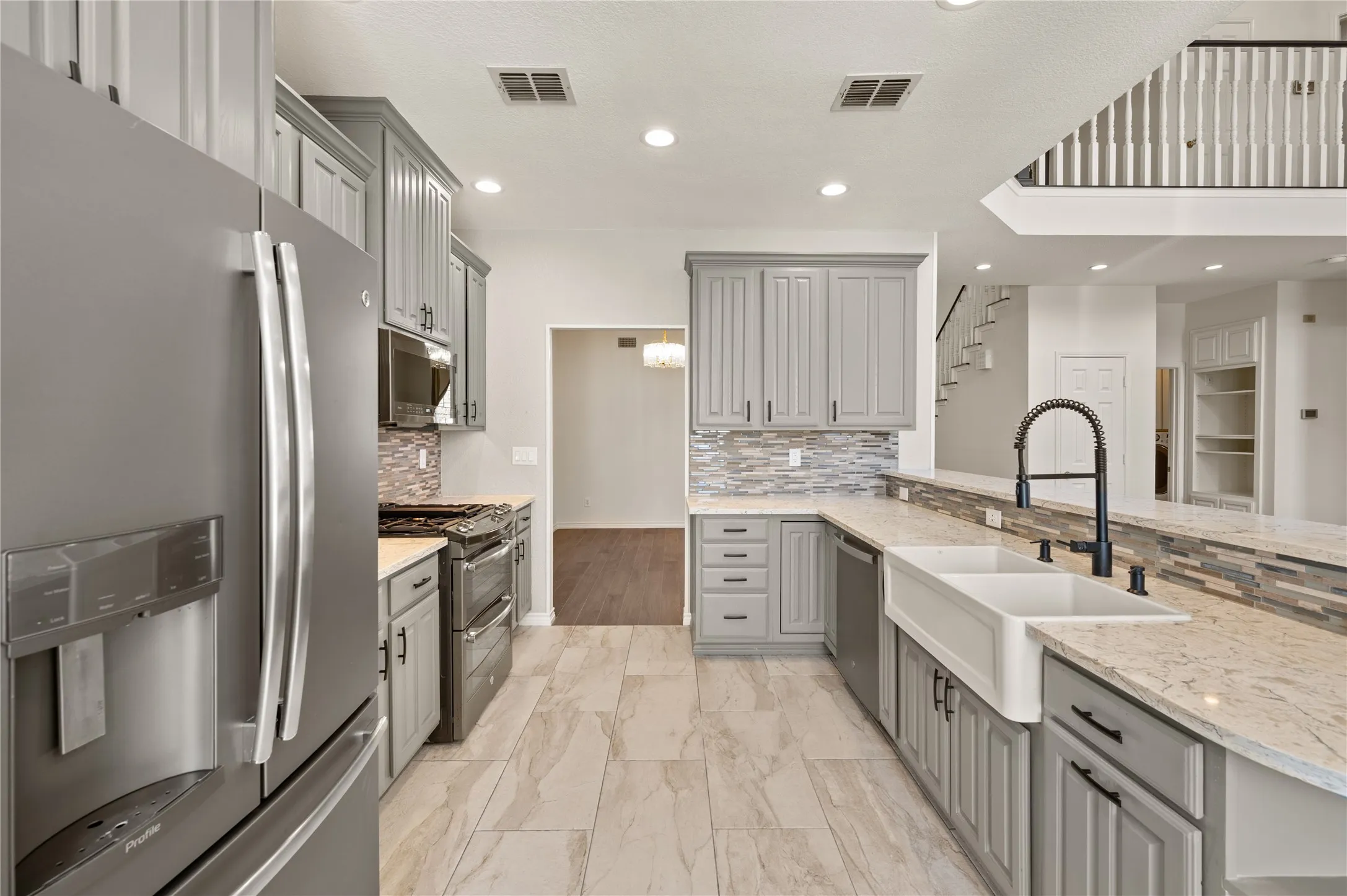 Single Family Residence For Sale in Tarrant County , 2705 Magnolia Lane, Grapevine, Texas 76051, 5 Bedroom, 4 Bathroom, 2 Garage spaces, 2,659 Sqft, built in 1996, Preowned, mls#21185529, Real Estate Agent in Grapevine, Homes For Sale in Tarrant county, Homes For Sale in Grapevine, Realtor in Grapevine Texas, Real Estate Brokerage Independent Realty Texas, Luminita Cordes Realtor