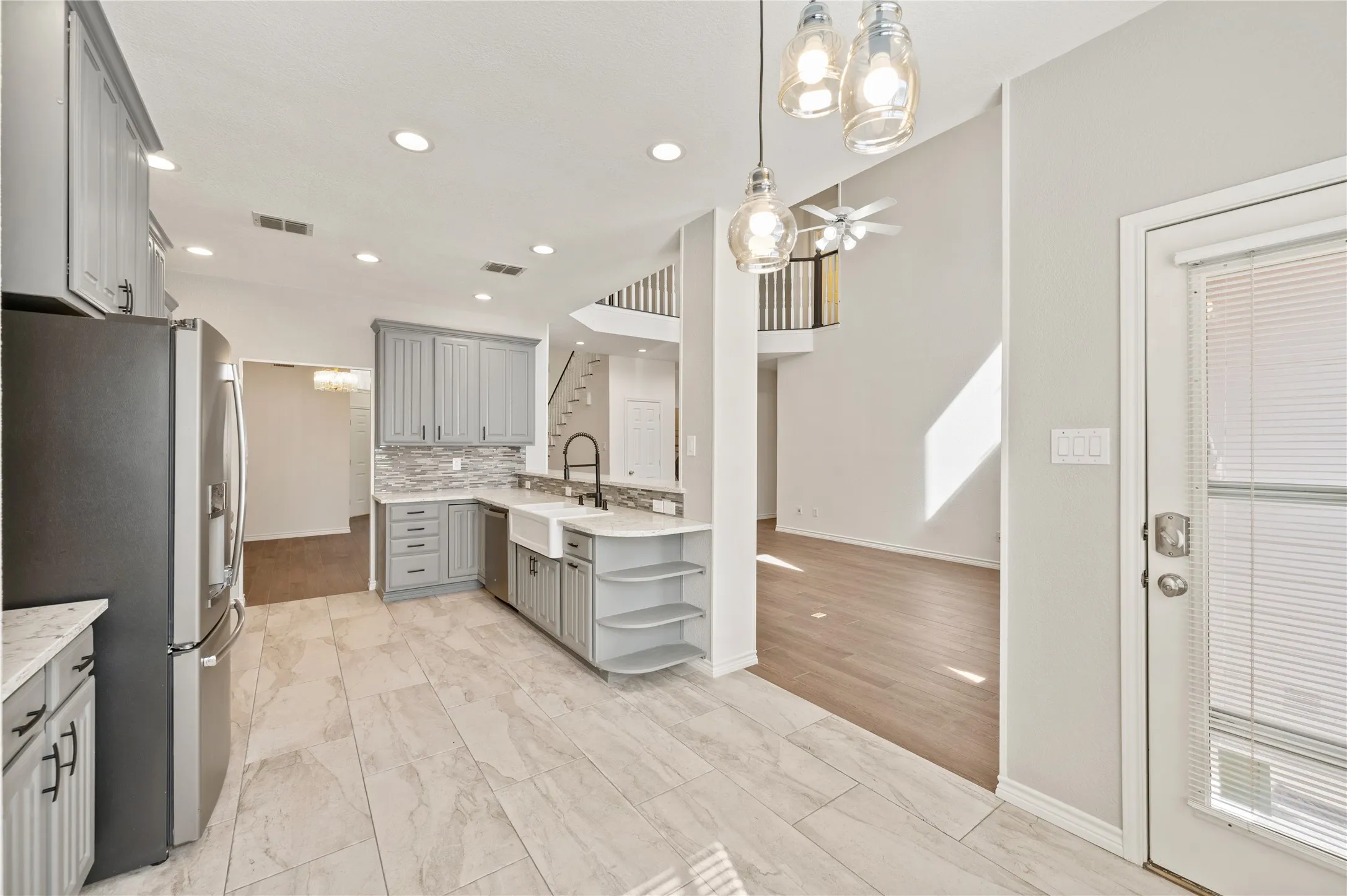 Single Family Residence For Sale in Tarrant County , 2705 Magnolia Lane, Grapevine, Texas 76051, 5 Bedroom, 4 Bathroom, 2 Garage spaces, 2,659 Sqft, built in 1996, Preowned, mls#21185529, Real Estate Agent in Grapevine, Homes For Sale in Tarrant county, Homes For Sale in Grapevine, Realtor in Grapevine Texas, Real Estate Brokerage Independent Realty Texas, Luminita Cordes Realtor
