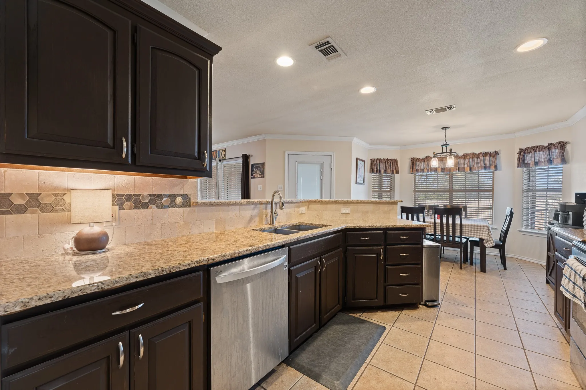 Single Family Residence For Sale in Johnson County , 529 Mckittrick Court, Godley, Texas 76044, 4 Bedroom, 2 Bathroom, 2 Garage spaces, 2,010 Sqft, built in 2002, mls#21190244, Real Estate Agent in Godley, Homes For Sale in Johnson county, Homes For Sale in Godley, Realtor in Godley Texas, Real Estate Brokerage Independent Realty Texas, Luminita Cordes Realtor
