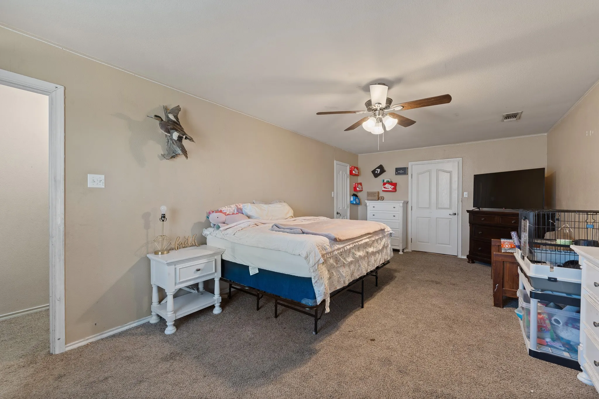Single Family Residence For Sale in Johnson County , 529 Mckittrick Court, Godley, Texas 76044, 4 Bedroom, 2 Bathroom, 2 Garage spaces, 2,010 Sqft, built in 2002, mls#21190244, Real Estate Agent in Godley, Homes For Sale in Johnson county, Homes For Sale in Godley, Realtor in Godley Texas, Real Estate Brokerage Independent Realty Texas, Luminita Cordes Realtor