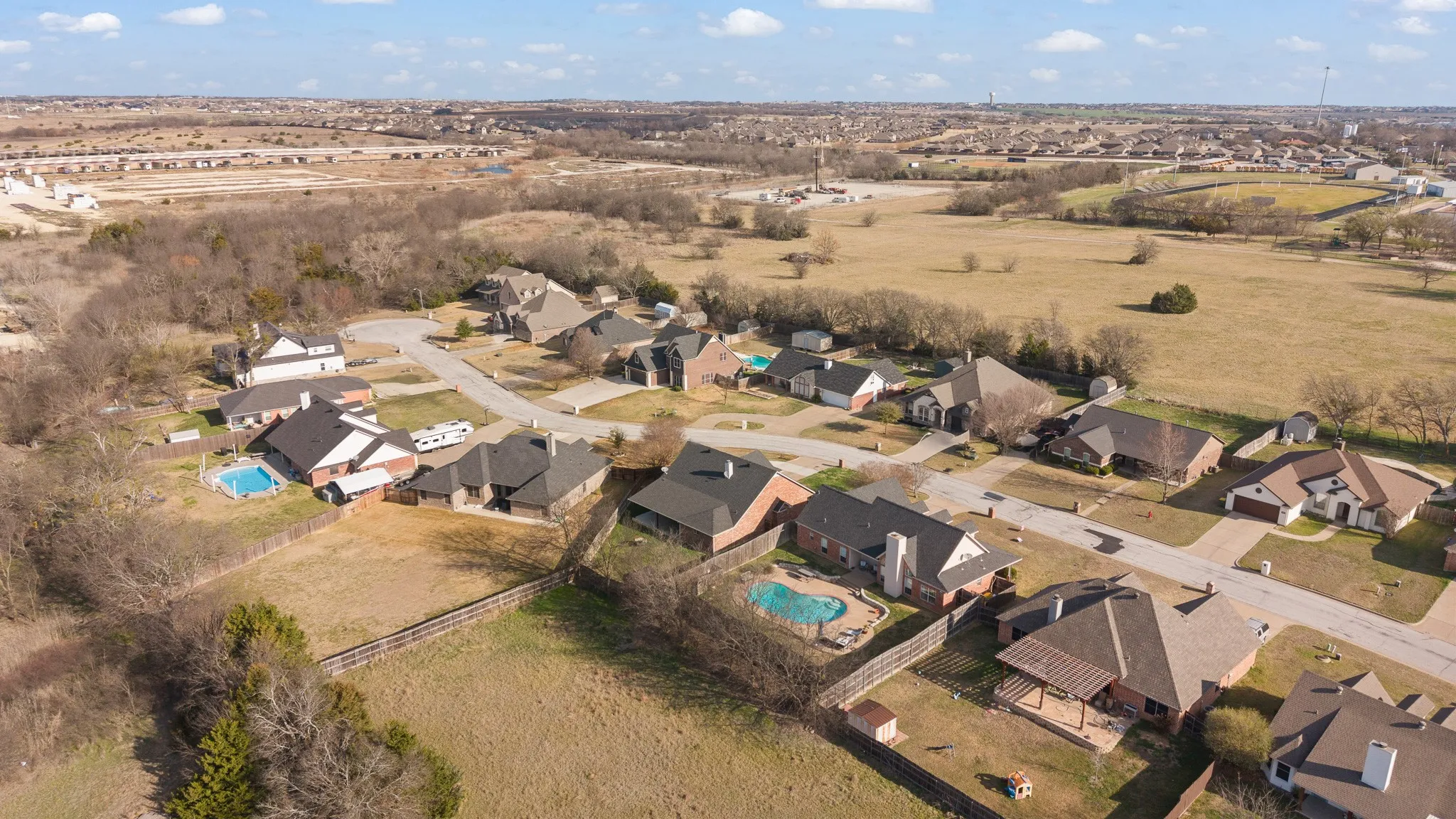 Single Family Residence For Sale in Johnson County , 529 Mckittrick Court, Godley, Texas 76044, 4 Bedroom, 2 Bathroom, 2 Garage spaces, 2,010 Sqft, built in 2002, mls#21190244, Real Estate Agent in Godley, Homes For Sale in Johnson county, Homes For Sale in Godley, Realtor in Godley Texas, Real Estate Brokerage Independent Realty Texas, Luminita Cordes Realtor