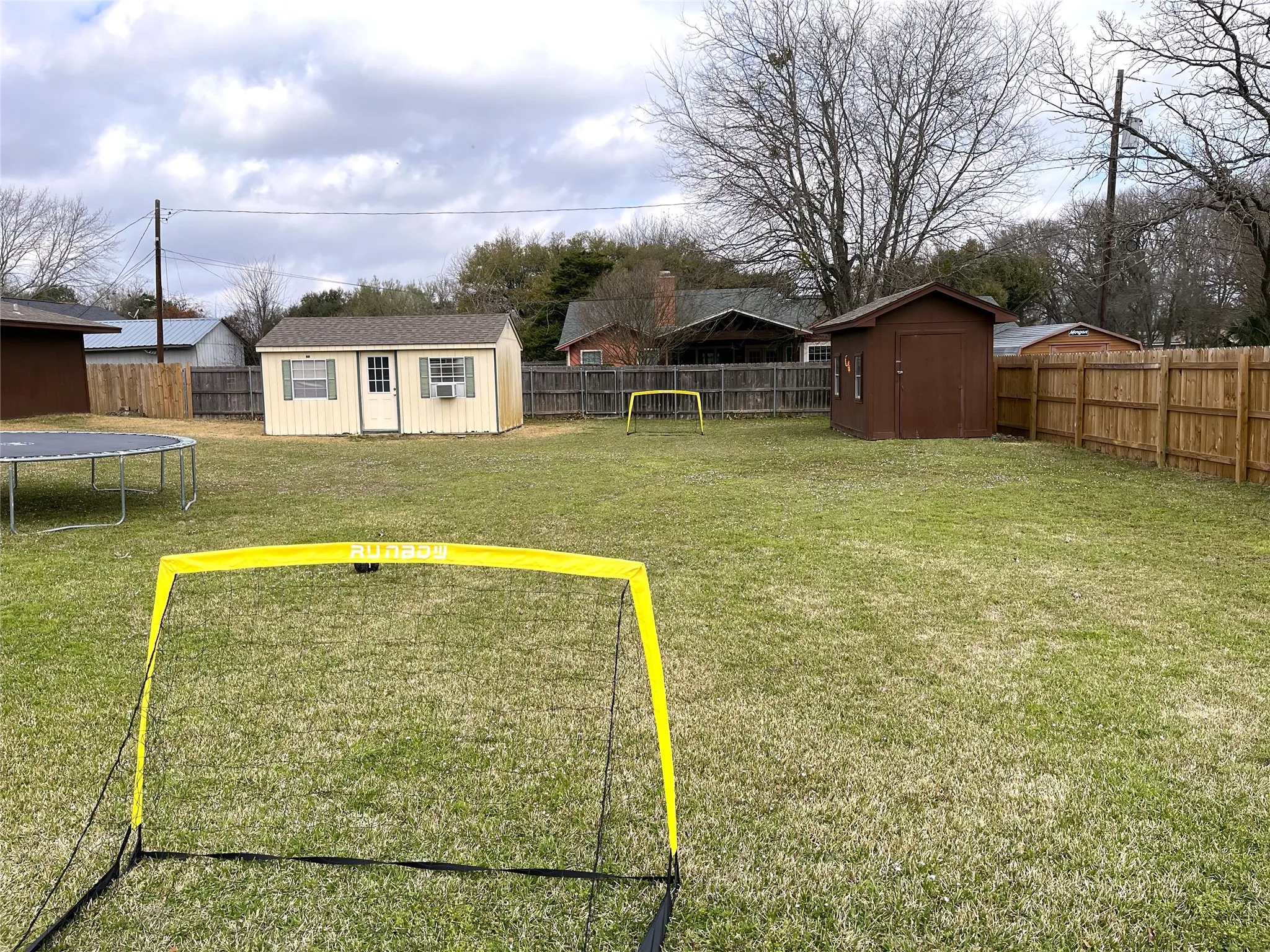 Big yard & 2 Storage Bldgs