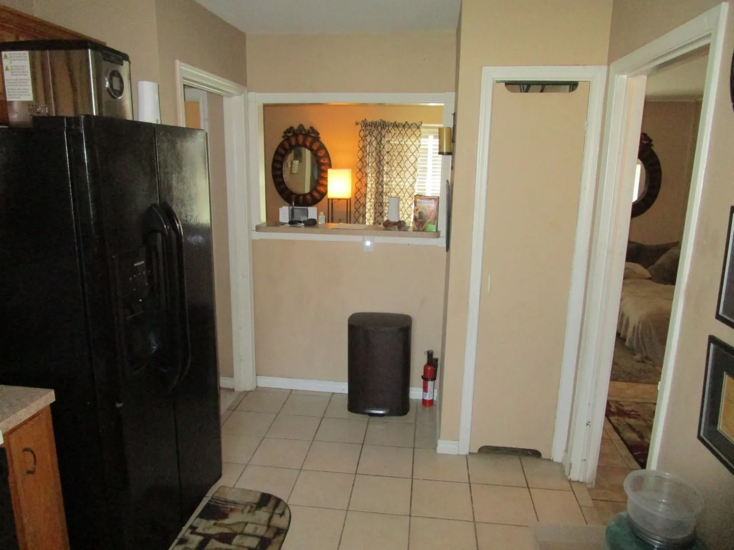 Single Family Residence For Sale in Tarrant County , 5204 Curzon Avenue, Fort Worth, Texas 76107, 3 Bedroom, 1 Bathroom, Garage spaces, 1,007 Sqft, built in 1951, mls#21197245, Real Estate Agent in Fort Worth, Homes For Sale in Tarrant county, Homes For Sale in Fort Worth, Realtor in Fort Worth Texas, Real Estate Brokerage Independent Realty Texas, Luminita Cordes Realtor