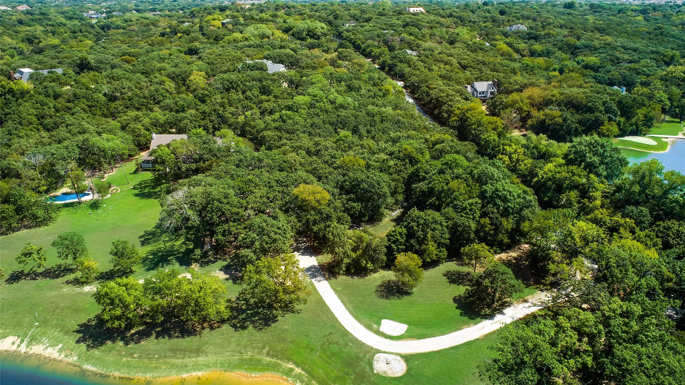 Single Family Residence For Sale in Tarrant County , 3325 Creek Road, Keller, Texas 76248, 3 Bedroom, 5 Bathroom, 3 Garage spaces, 3,470 Sqft, built in 1997, Preowned, mls#21197237, Real Estate Agent in Keller, Homes For Sale in Tarrant county, Homes For Sale in Keller, Realtor in Keller Texas, Real Estate Brokerage Independent Realty Texas, Luminita Cordes Realtor