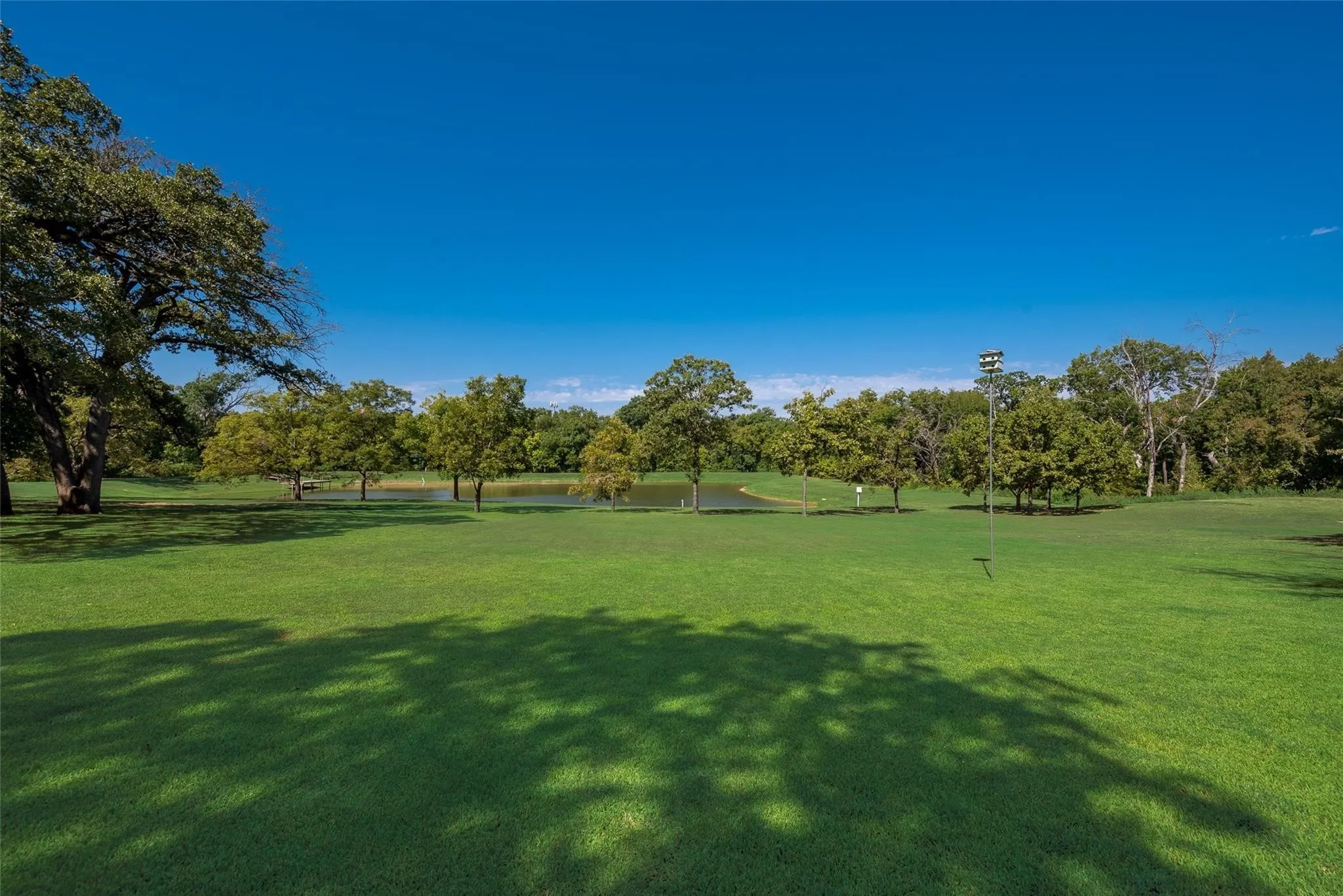 Single Family Residence For Sale in Tarrant County , 3325 Creek Road, Keller, Texas 76248, 3 Bedroom, 5 Bathroom, 3 Garage spaces, 3,470 Sqft, built in 1997, Preowned, mls#21197237, Real Estate Agent in Keller, Homes For Sale in Tarrant county, Homes For Sale in Keller, Realtor in Keller Texas, Real Estate Brokerage Independent Realty Texas, Luminita Cordes Realtor