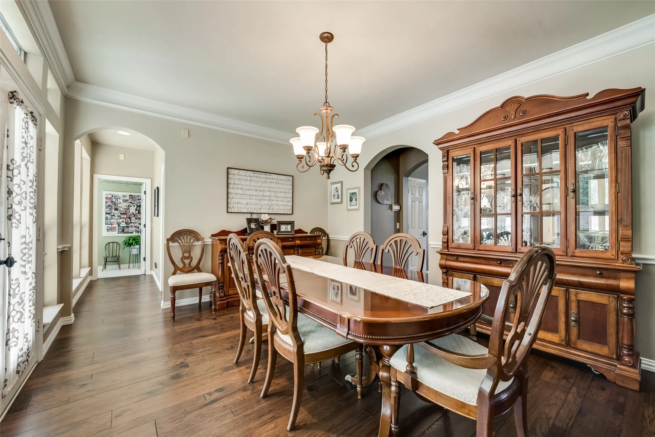 Single Family Residence For Sale in Tarrant County , 3325 Creek Road, Keller, Texas 76248, 3 Bedroom, 5 Bathroom, 3 Garage spaces, 3,470 Sqft, built in 1997, Preowned, mls#21197237, Real Estate Agent in Keller, Homes For Sale in Tarrant county, Homes For Sale in Keller, Realtor in Keller Texas, Real Estate Brokerage Independent Realty Texas, Luminita Cordes Realtor