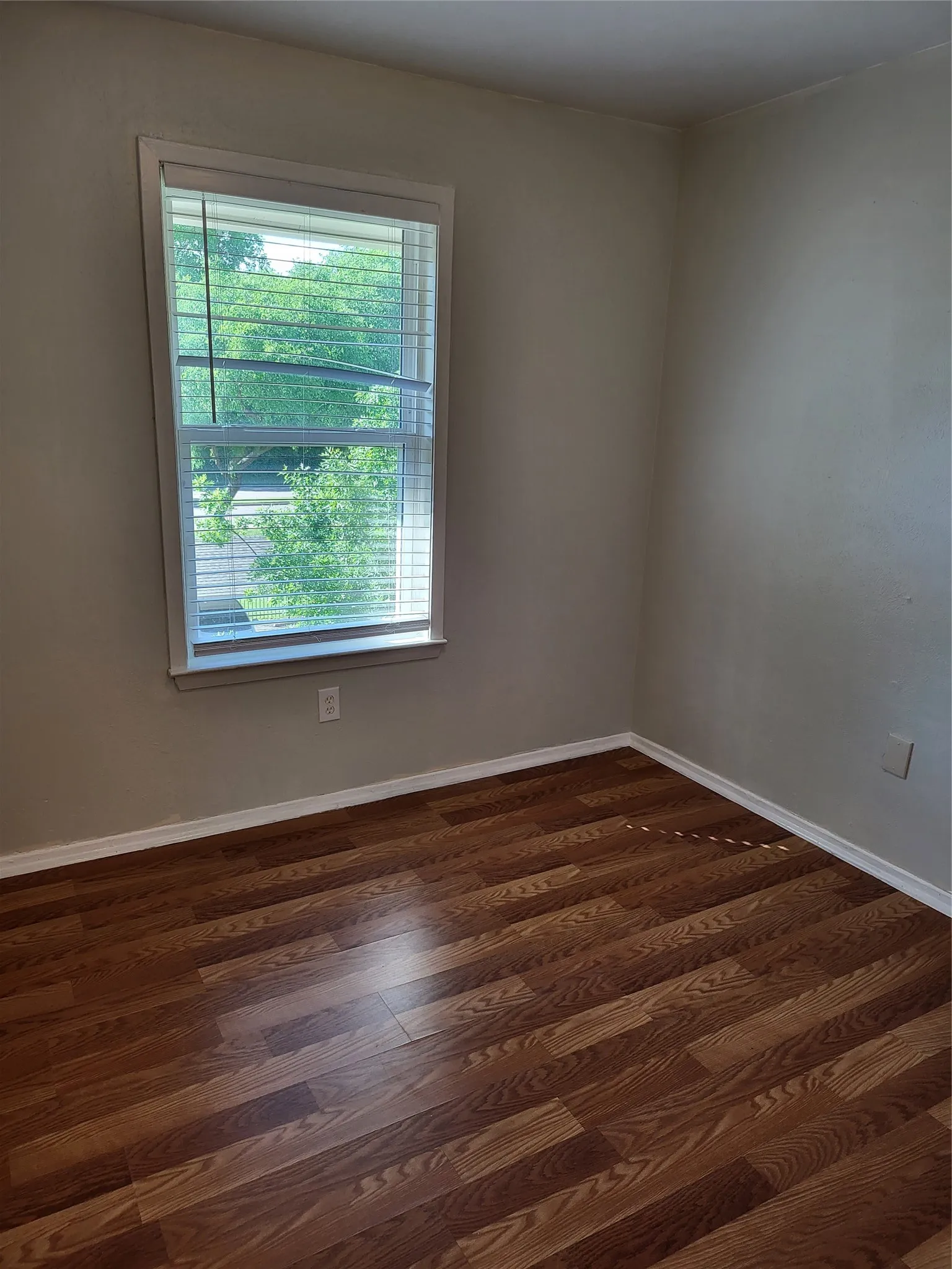 Condominium For Rent in Dallas County , 6900 Skillman Street 111, Dallas, Texas 75231, 2 Bedroom, 2 Bathroom, Garage spaces, 1,024 Sqft, built in 1981, Preowned, mls#21197262, Real Estate Agent in Dallas, Homes For Rent in Dallas county, Homes For Rent in Dallas, Realtor in Dallas Texas, Real Estate Brokerage Independent Realty Texas, Luminita Cordes Realtor