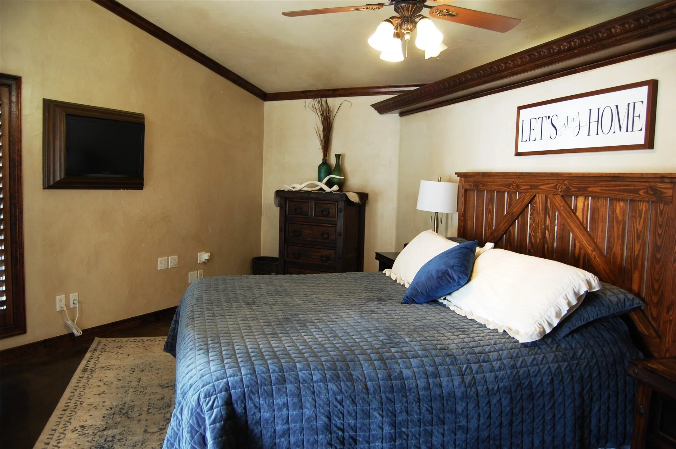 Single Family Residence For Sale in Young County , 917 East Street, Graham, Texas 76450, 4 Bedroom, 4 Bathroom, 2 Garage spaces, 5,151 Sqft, built in 1997, Preowned, mls#21192205, Real Estate Agent in Graham, Homes For Sale in Young county, Homes For Sale in Graham, Realtor in Graham Texas, Real Estate Brokerage Independent Realty Texas, Luminita Cordes Realtor