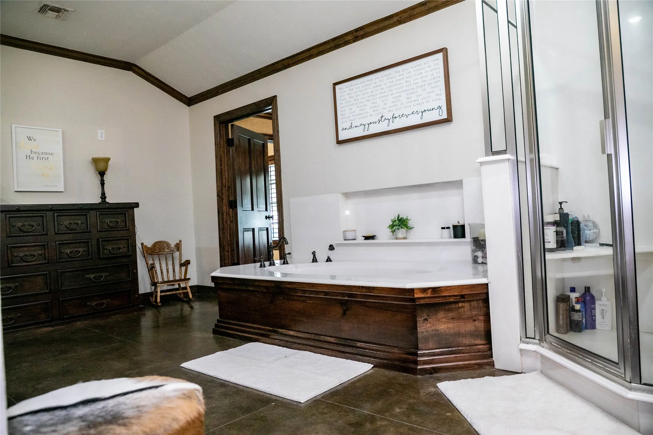 Primary ensuite downstairs
