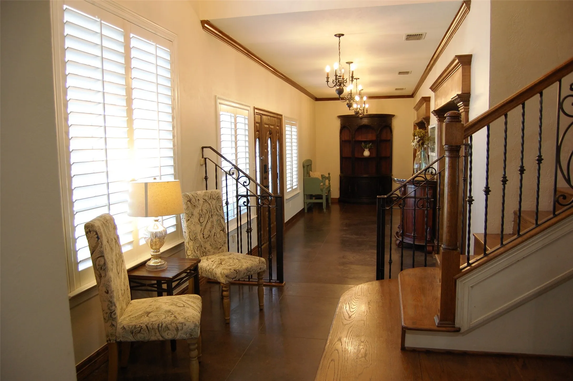 Single Family Residence For Sale in Young County , 917 East Street, Graham, Texas 76450, 4 Bedroom, 4 Bathroom, 2 Garage spaces, 5,151 Sqft, built in 1997, Preowned, mls#21192205, Real Estate Agent in Graham, Homes For Sale in Young county, Homes For Sale in Graham, Realtor in Graham Texas, Real Estate Brokerage Independent Realty Texas, Luminita Cordes Realtor