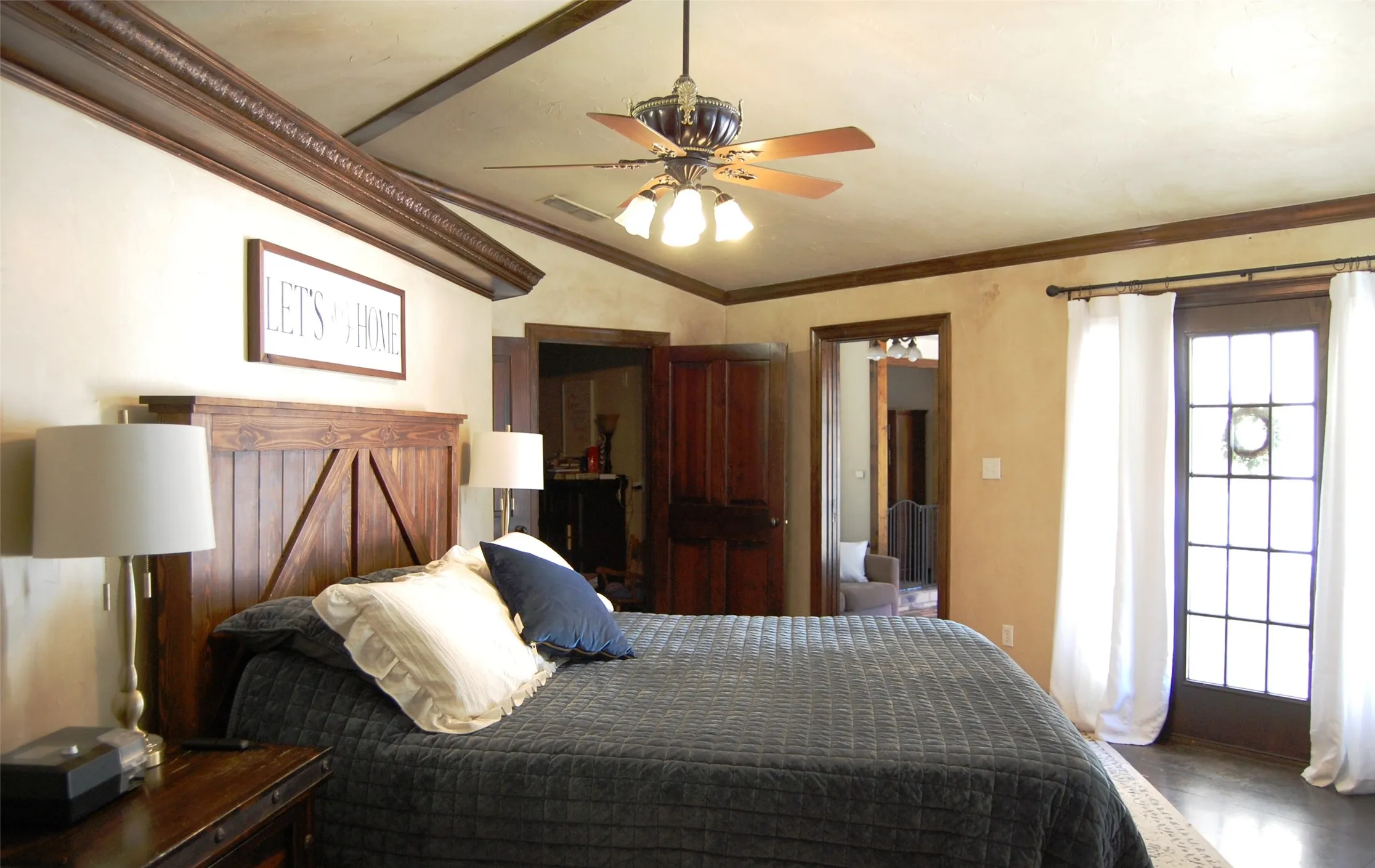 Single Family Residence For Sale in Young County , 917 East Street, Graham, Texas 76450, 4 Bedroom, 4 Bathroom, 2 Garage spaces, 5,151 Sqft, built in 1997, Preowned, mls#21192205, Real Estate Agent in Graham, Homes For Sale in Young county, Homes For Sale in Graham, Realtor in Graham Texas, Real Estate Brokerage Independent Realty Texas, Luminita Cordes Realtor