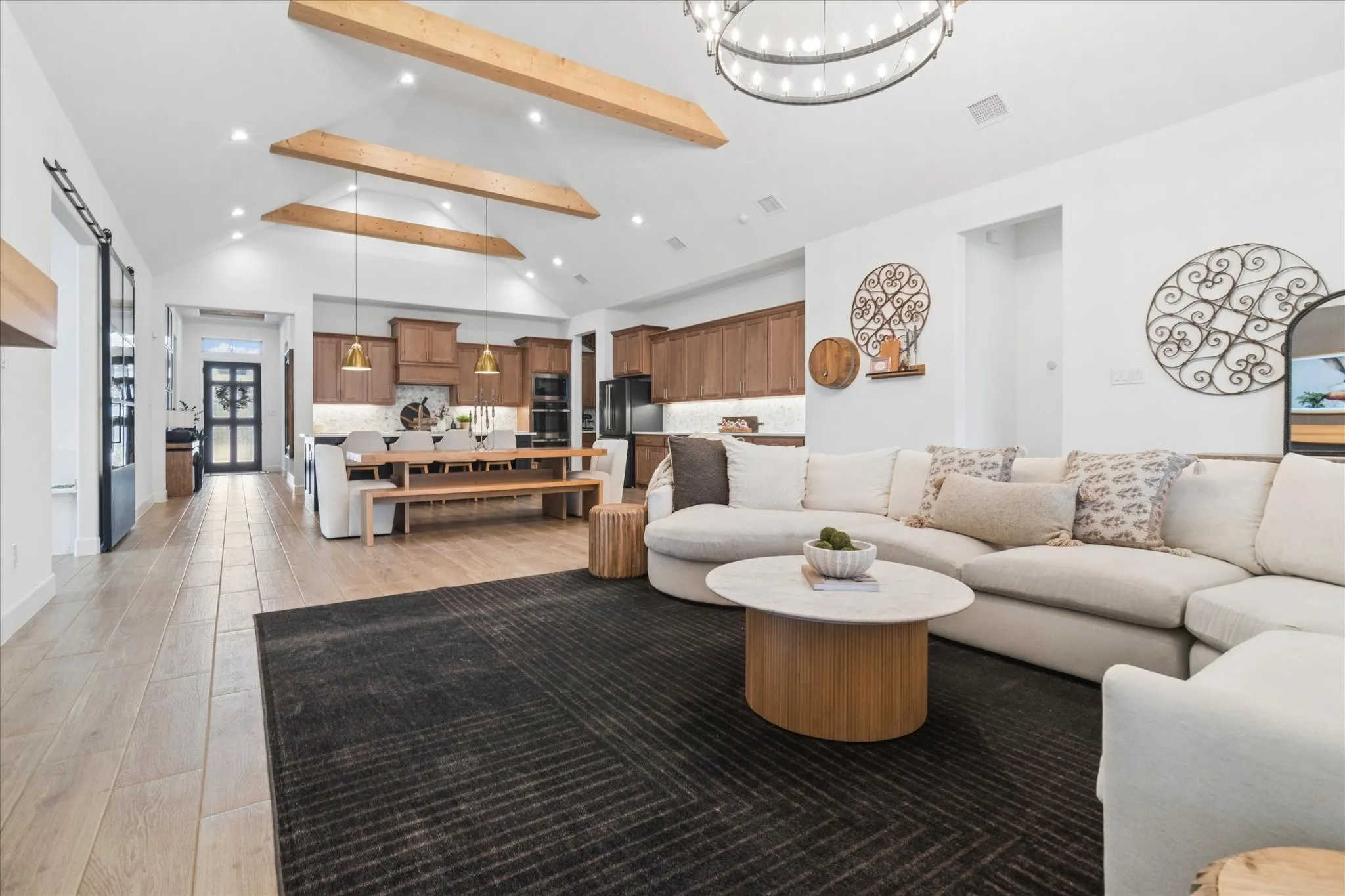Single Family Residence For Sale in Tarrant County , 582 Broadleaf Way, Haslet, Texas 76052, 4 Bedroom, 4 Bathroom, 3 Garage spaces, 3,494 Sqft, built in 2022, Preowned, mls#21193803, Real Estate Agent in Haslet, Homes For Sale in Tarrant county, Homes For Sale in Haslet, Realtor in Haslet Texas, Real Estate Brokerage Independent Realty Texas, Luminita Cordes Realtor
