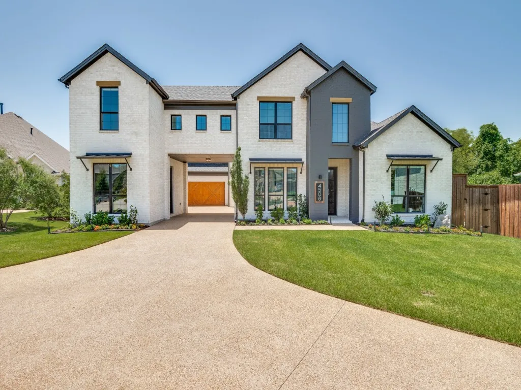 Single Family Residence For Sale in Tarrant County , 4508 Lakota Trail, Mansfield, Texas 76063, 4 Bedroom, 5 Bathroom, 3 Garage spaces, 4,280 Sqft, built in 2020, mls#21197299, Real Estate Agent in Mansfield, Homes For Sale in Tarrant county, Homes For Sale in Mansfield, Realtor in Mansfield Texas, Real Estate Brokerage Independent Realty Texas, Luminita Cordes Realtor