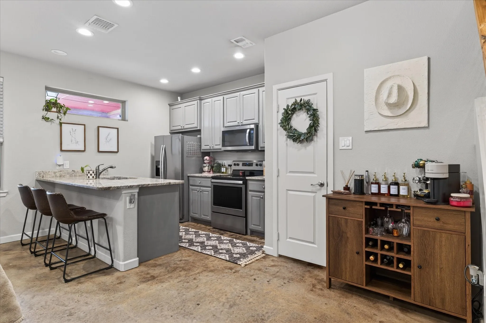 Kitchen and dining area