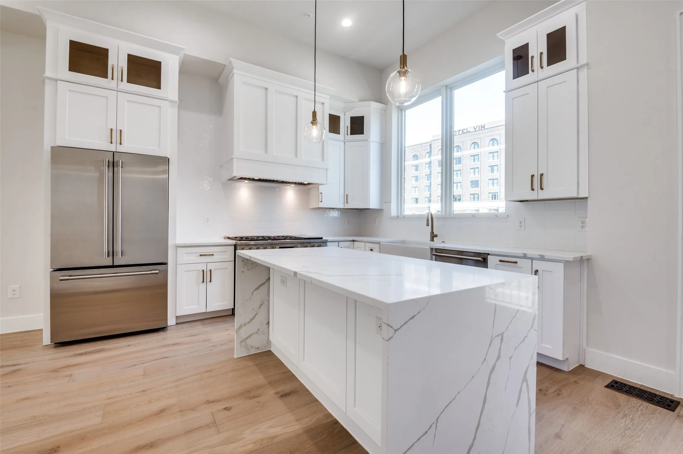 Condominium For Sale in Tarrant County , 218 E Dallas Road 102, Grapevine, Texas 76051, 3 Bedroom, 4 Bathroom, 2 Garage spaces, 2,575 Sqft, built in 2024, New Construction - Complete, mls#21175157, Real Estate Agent in Grapevine, Homes For Sale in Tarrant county, Homes For Sale in Grapevine, Realtor in Grapevine Texas, Real Estate Brokerage Independent Realty Texas, Luminita Cordes Realtor