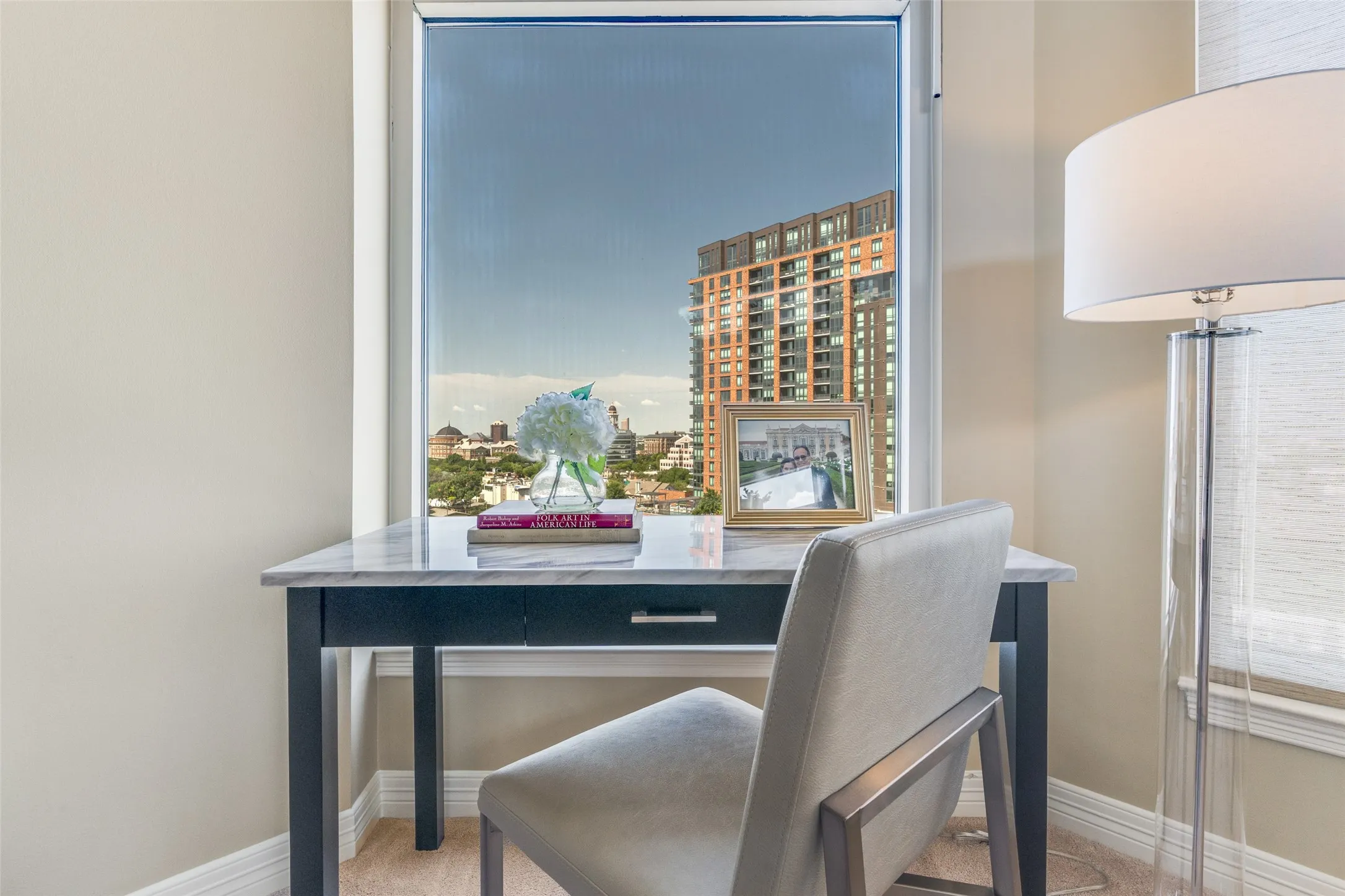 Condominium For Sale in Dallas County , 2828 Hood Street 907, Dallas, Texas 75219, 3 Bedroom, 4 Bathroom, 3 Garage spaces, 3,993 Sqft, built in 2000, Preowned, mls#21196201, Real Estate Agent in Dallas, Homes For Sale in Dallas county, Homes For Sale in Dallas, Realtor in Dallas Texas, Real Estate Brokerage Independent Realty Texas, Luminita Cordes Realtor