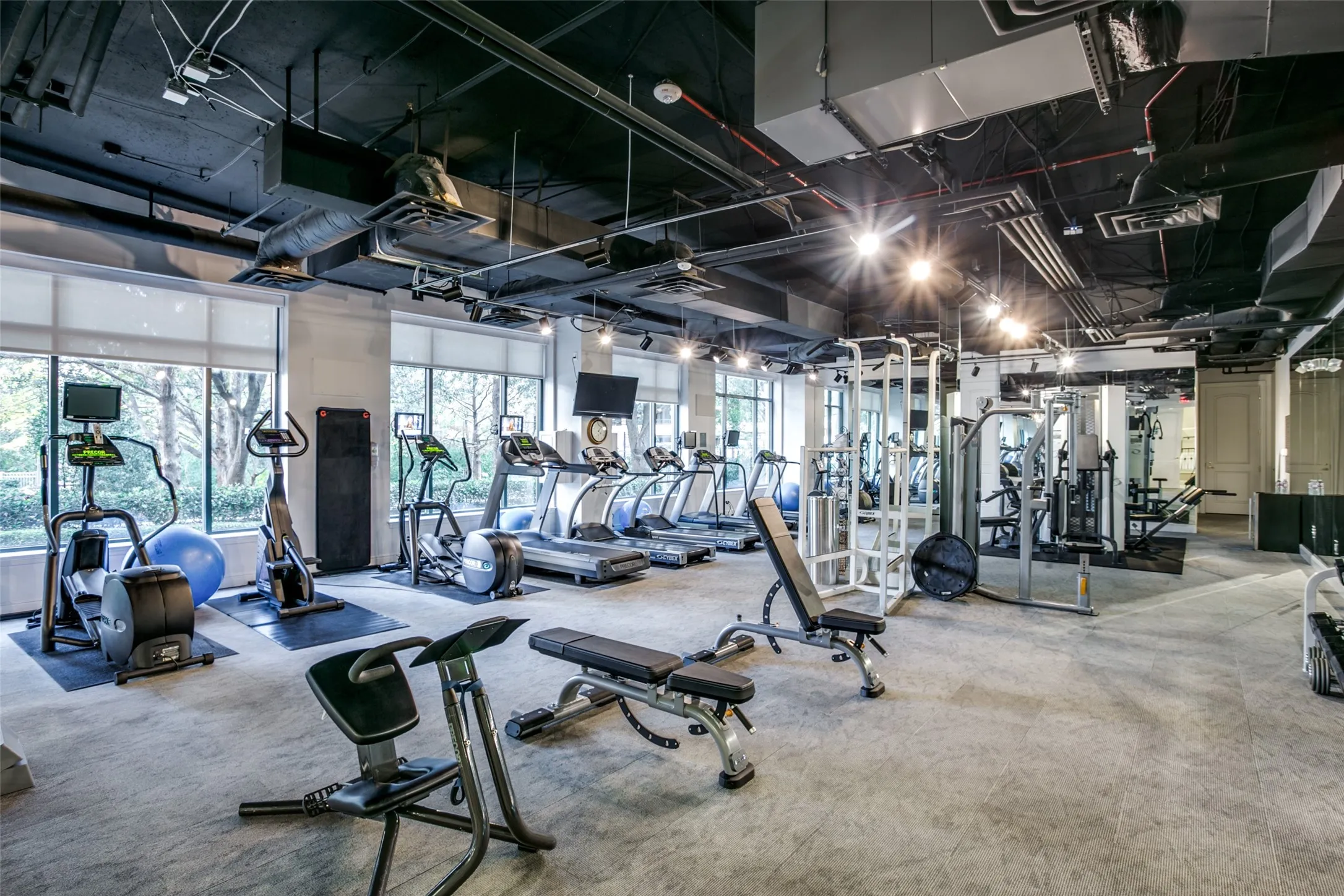Condominium For Sale in Dallas County , 2828 Hood Street 907, Dallas, Texas 75219, 3 Bedroom, 4 Bathroom, 3 Garage spaces, 3,993 Sqft, built in 2000, Preowned, mls#21196201, Real Estate Agent in Dallas, Homes For Sale in Dallas county, Homes For Sale in Dallas, Realtor in Dallas Texas, Real Estate Brokerage Independent Realty Texas, Luminita Cordes Realtor