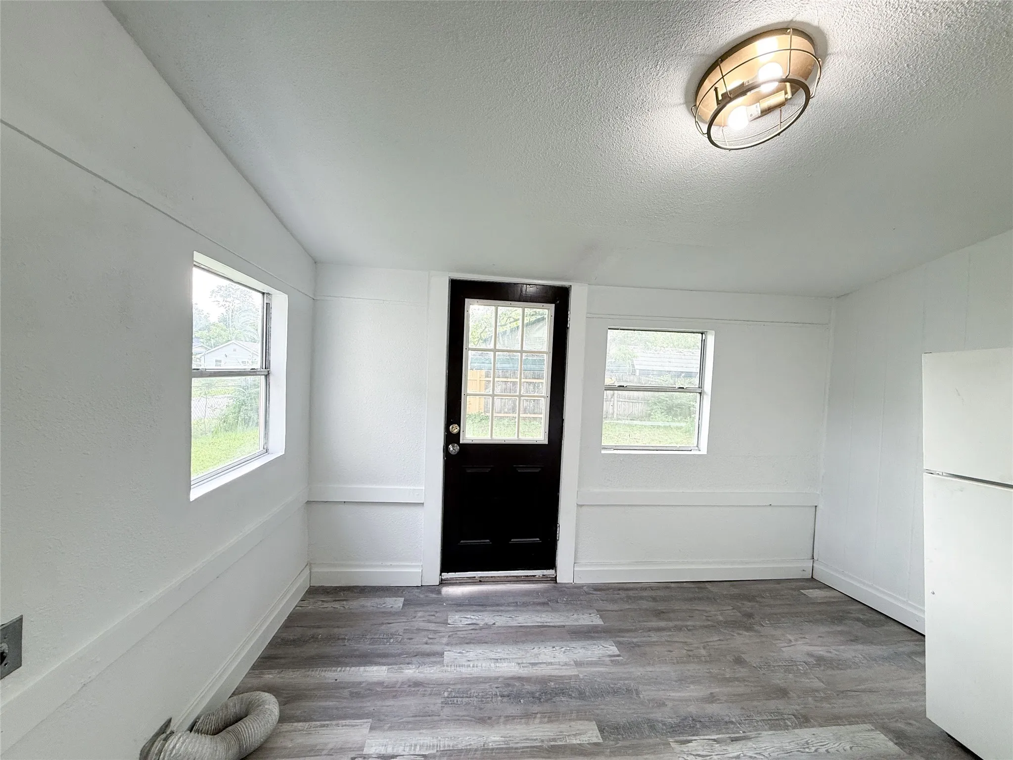 Single Family Residence For Sale in Hopkins County , 304 Texas Street, Sulphur Springs, Texas 75482, 2 Bedroom, 2 Bathroom, Garage spaces, 1,008 Sqft, built in 1930, mls#21197174, Real Estate Agent in Sulphur Springs, Homes For Sale in Hopkins county, Homes For Sale in Sulphur Springs, Realtor in Sulphur Springs Texas, Real Estate Brokerage Independent Realty Texas, Luminita Cordes Realtor