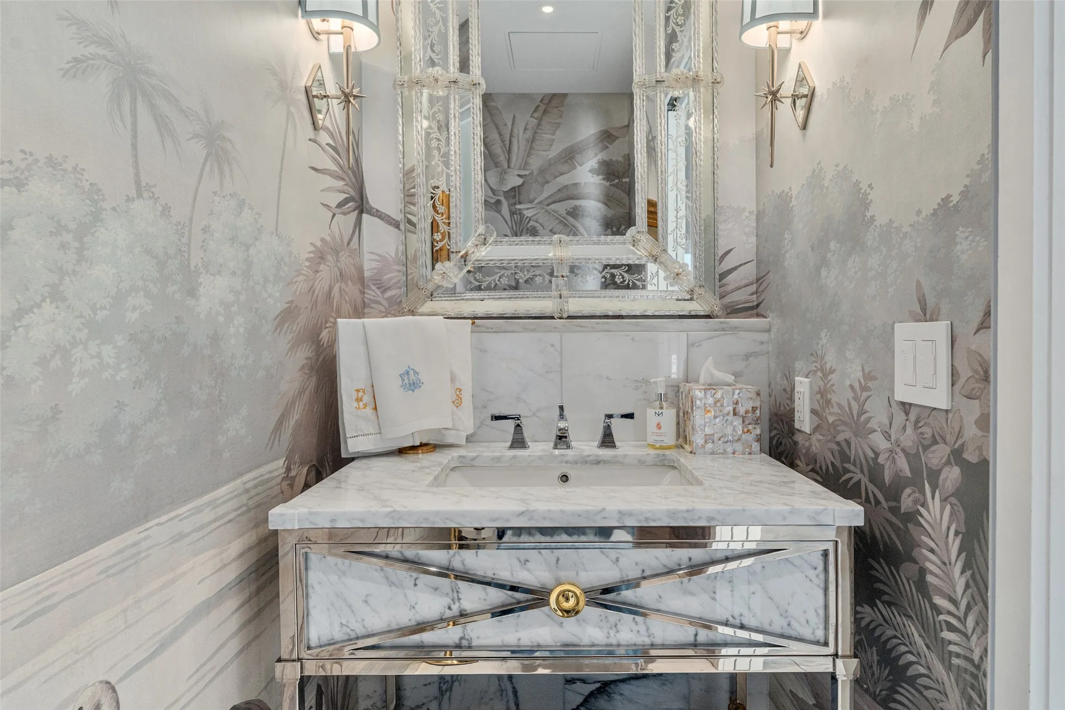 Powder Bath