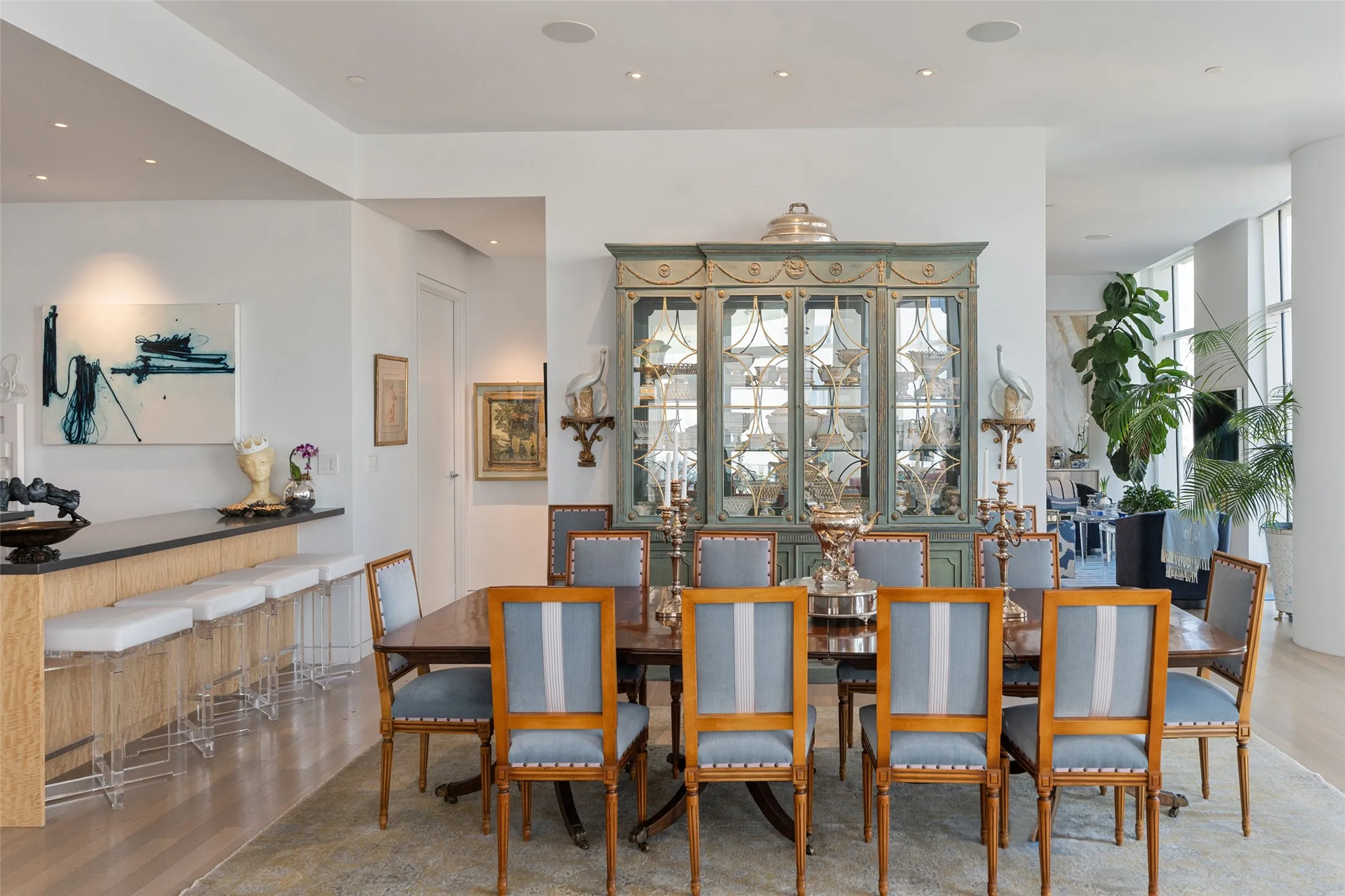 Condominium For Sale in Dallas County , 1918 Olive Street 502, Dallas, Texas 75201, 2 Bedroom, 3 Bathroom, 3 Garage spaces, 4,095 Sqft, built in 2013, Preowned, mls#21190045, Real Estate Agent in Dallas, Homes For Sale in Dallas county, Homes For Sale in Dallas, Realtor in Dallas Texas, Real Estate Brokerage Independent Realty Texas, Luminita Cordes Realtor