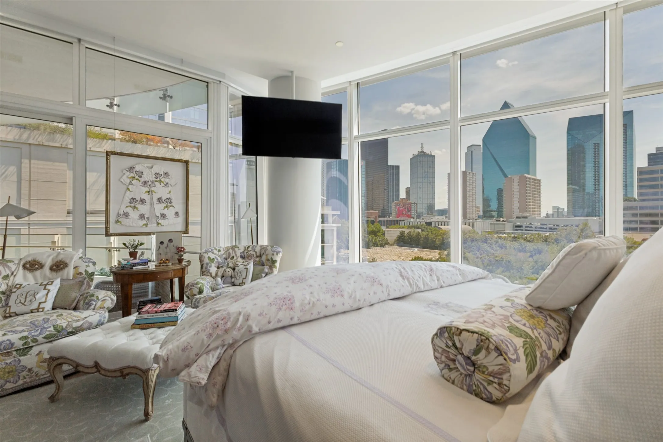 Condominium For Sale in Dallas County , 1918 Olive Street 502, Dallas, Texas 75201, 2 Bedroom, 3 Bathroom, 3 Garage spaces, 4,095 Sqft, built in 2013, Preowned, mls#21190045, Real Estate Agent in Dallas, Homes For Sale in Dallas county, Homes For Sale in Dallas, Realtor in Dallas Texas, Real Estate Brokerage Independent Realty Texas, Luminita Cordes Realtor