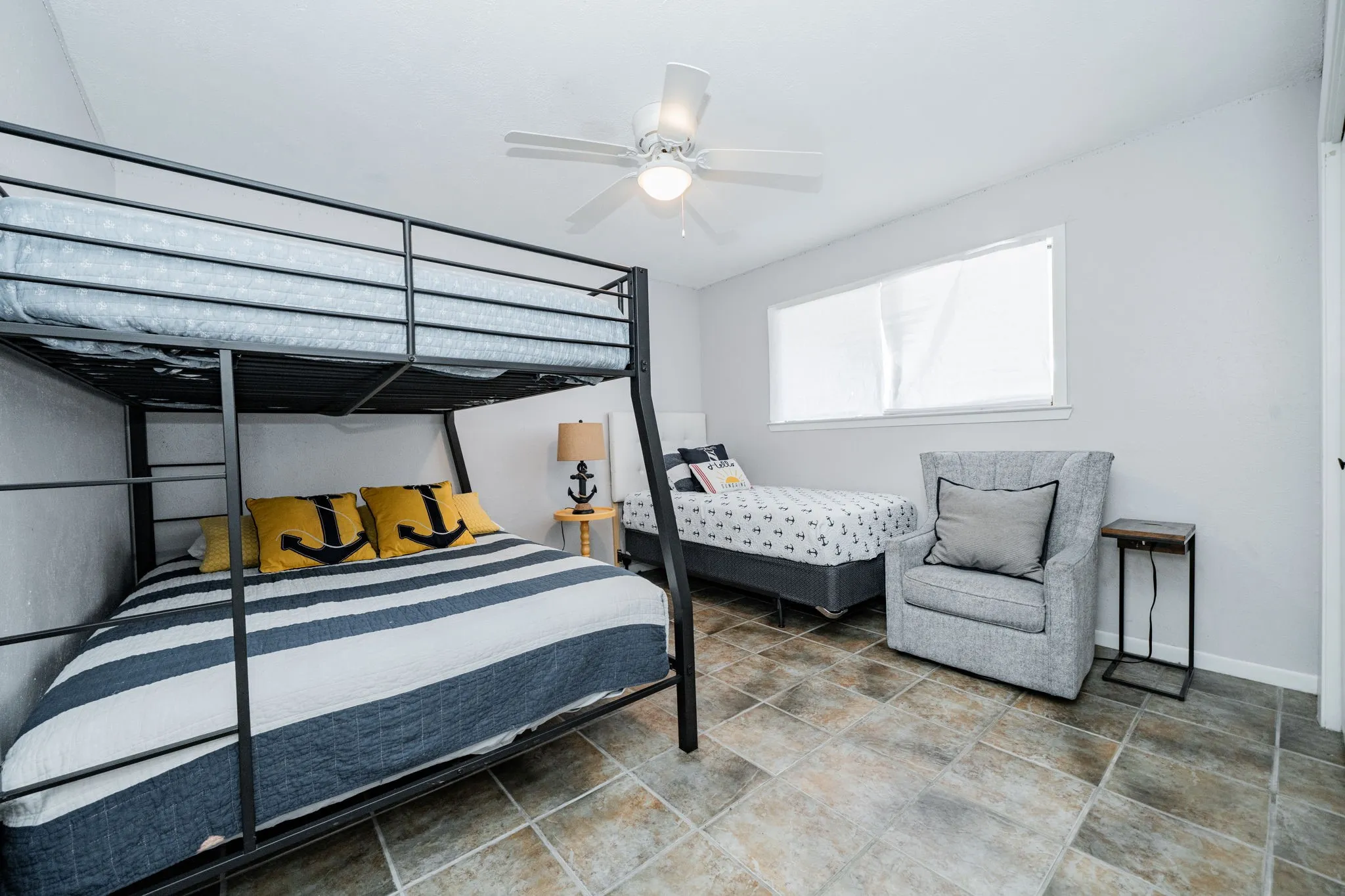 Single Family Residence For Sale in Henderson County , 146 Harbor Drive, Gun Barrel City, Texas 75156, 4 Bedroom, 3 Bathroom, Garage spaces, 1,766 Sqft, built in 1983, Preowned, mls#21184324, Real Estate Agent in Gun Barrel City, Homes For Sale in Henderson county, Homes For Sale in Gun Barrel City, Realtor in Gun Barrel City Texas, Real Estate Brokerage Independent Realty Texas, Luminita Cordes Realtor