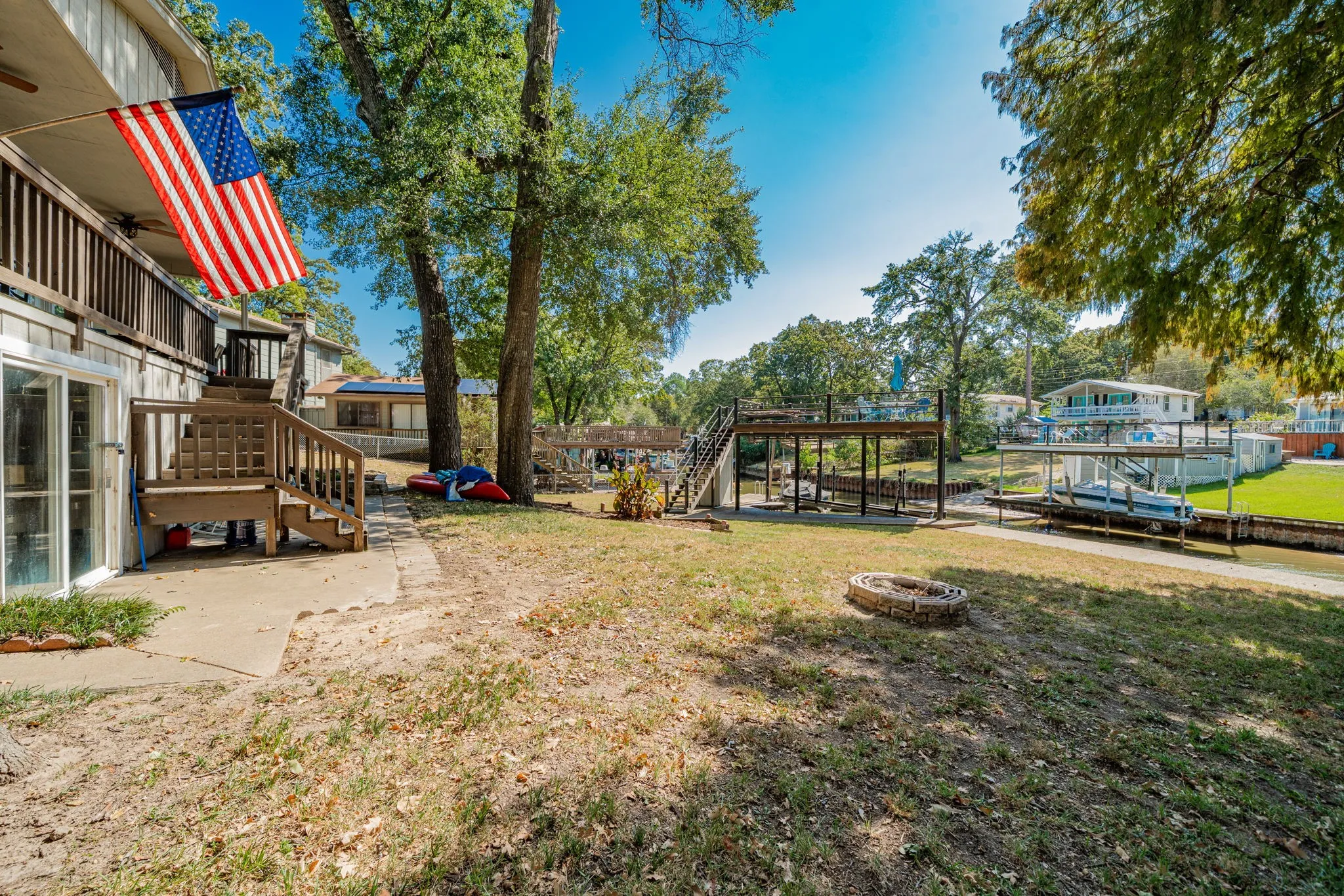 Single Family Residence For Sale in Henderson County , 146 Harbor Drive, Gun Barrel City, Texas 75156, 4 Bedroom, 3 Bathroom, Garage spaces, 1,766 Sqft, built in 1983, Preowned, mls#21184324, Real Estate Agent in Gun Barrel City, Homes For Sale in Henderson county, Homes For Sale in Gun Barrel City, Realtor in Gun Barrel City Texas, Real Estate Brokerage Independent Realty Texas, Luminita Cordes Realtor