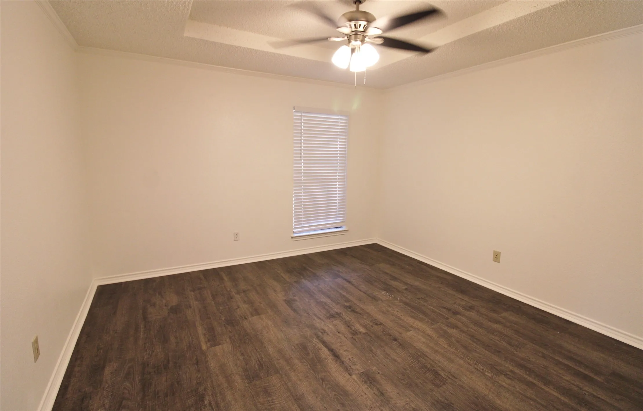 Duplex For Rent in Dallas County , 1234 Mockingbird Lane, De Soto, Texas 75115, 3 Bedroom, 2 Bathroom, 2 Garage spaces, 1,280 Sqft, built in 1984, Preowned, mls#21197410, Real Estate Agent in De Soto, Homes For Rent in Dallas county, Homes For Rent in De Soto, Realtor in De Soto Texas, Real Estate Brokerage Independent Realty Texas, Luminita Cordes Realtor