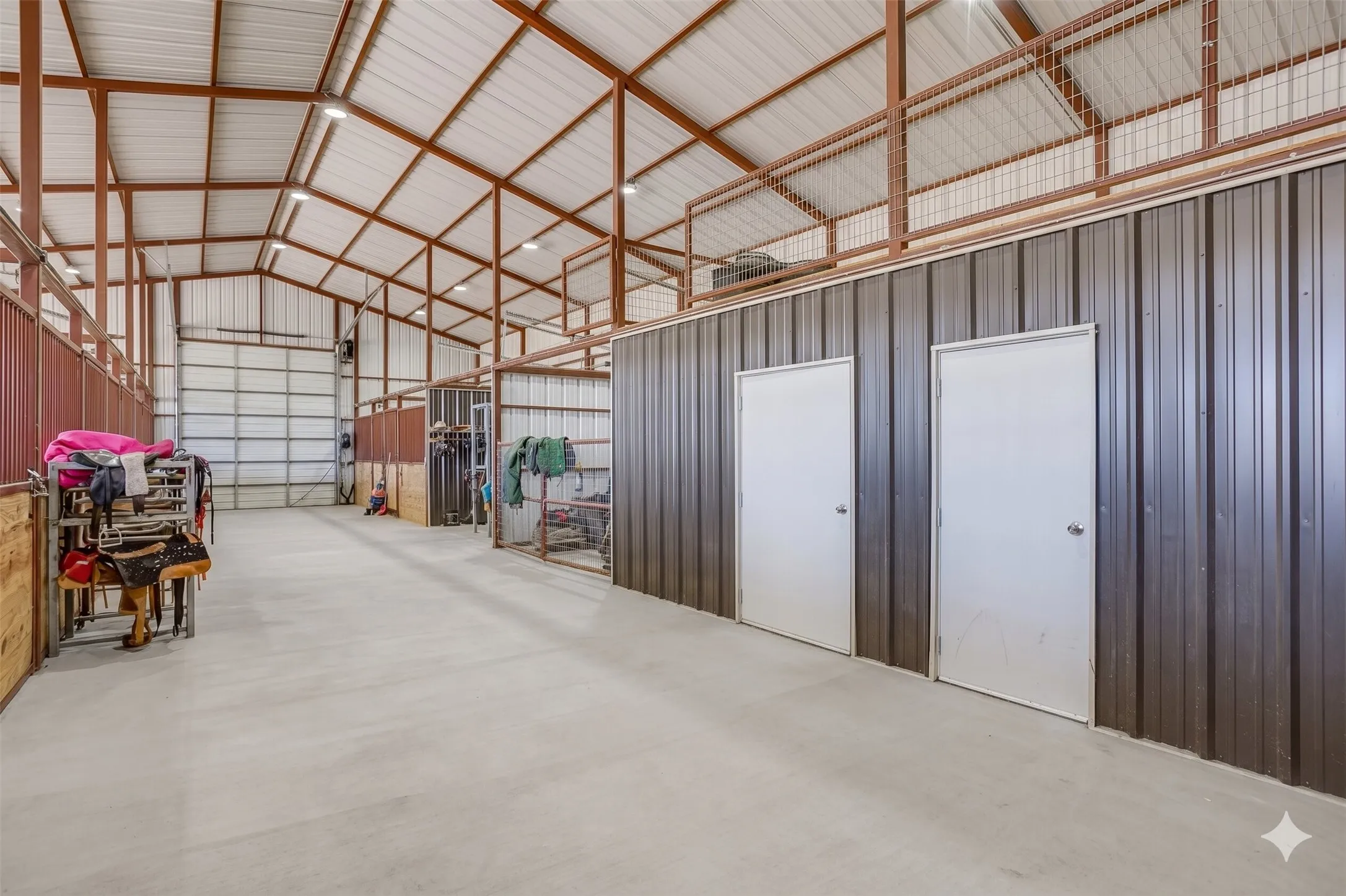 Farm For Sale in Wise County , 3678 County Road 3655, Bridgeport, Texas 76426, 5 Bedroom, 3 Bathroom, Garage spaces, 2,432 Sqft, built in 2024, Preowned, Price $1,750,000, mls#21192148, Real Estate Agent in Bridgeport, Homes For Sale in Wise county, Homes For Sale in Bridgeport, Realtor in Bridgeport Texas, Real Estate Brokerage Independent Realty Texas, Luminita Cordes Realtor