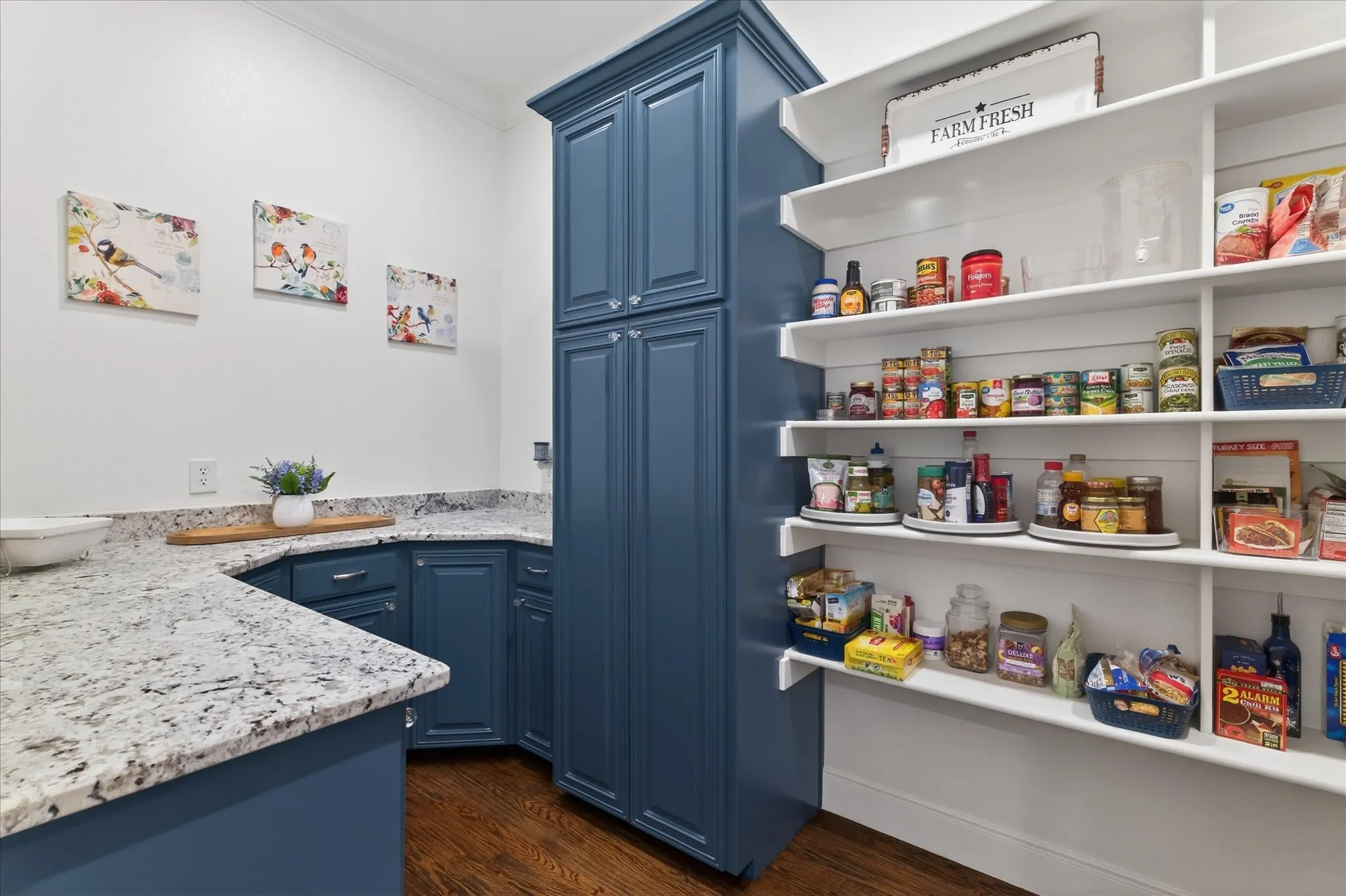 Single Family Residence For Sale in Grayson County , 790 Bones Chapel Road, Whitesboro, Texas 76273, 5 Bedroom, 5 Bathroom, 2 Garage spaces, 7,483 Sqft, built in 2023, Preowned, mls#21196520, Real Estate Agent in Whitesboro, Homes For Sale in Grayson county, Homes For Sale in Whitesboro, Realtor in Whitesboro Texas, Real Estate Brokerage Independent Realty Texas, Luminita Cordes Realtor