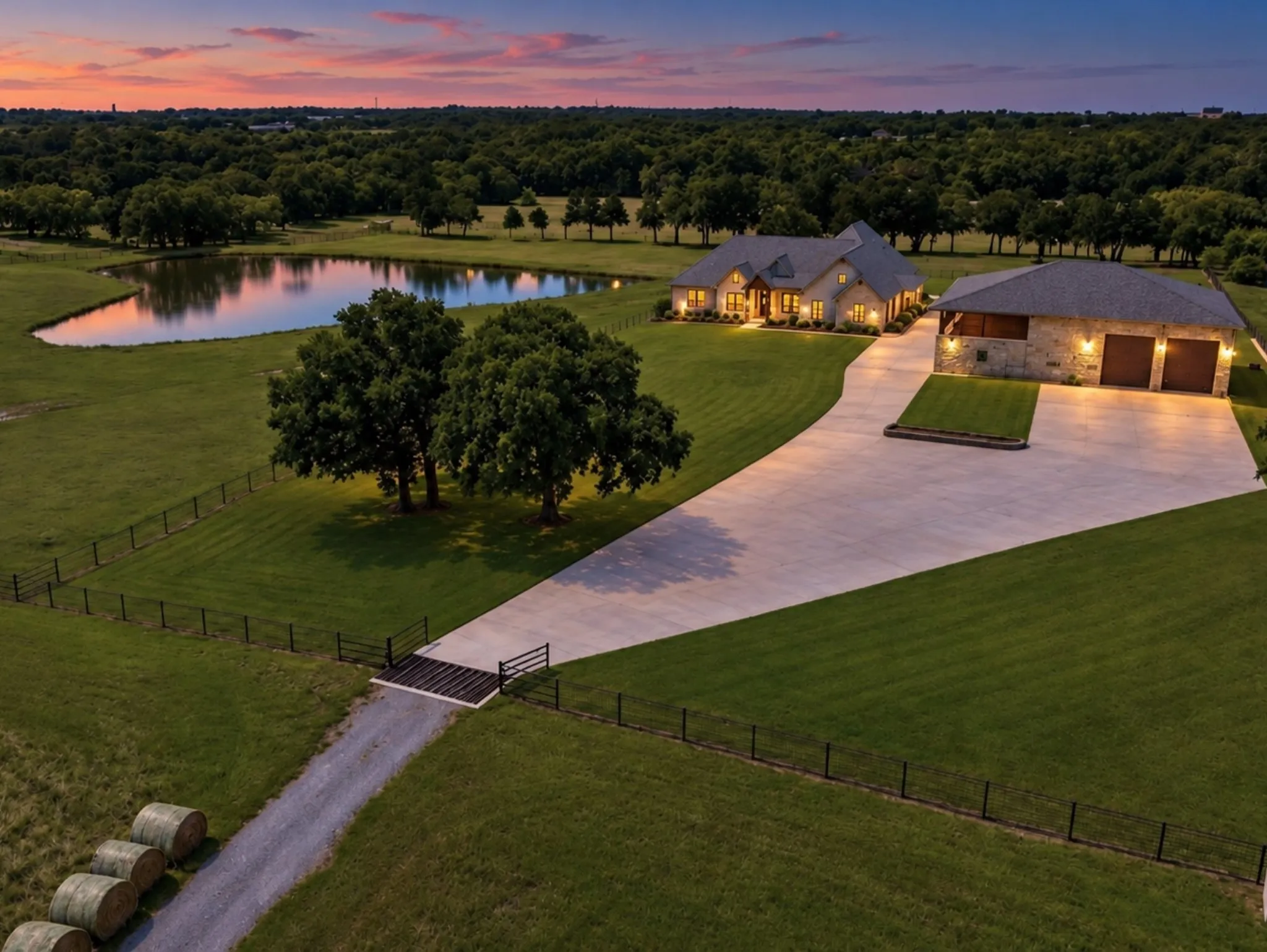 Single Family Residence For Sale in Grayson County , 790 Bones Chapel Road, Whitesboro, Texas 76273, 5 Bedroom, 5 Bathroom, 2 Garage spaces, 7,483 Sqft, built in 2023, Preowned, mls#21196520, Real Estate Agent in Whitesboro, Homes For Sale in Grayson county, Homes For Sale in Whitesboro, Realtor in Whitesboro Texas, Real Estate Brokerage Independent Realty Texas, Luminita Cordes Realtor