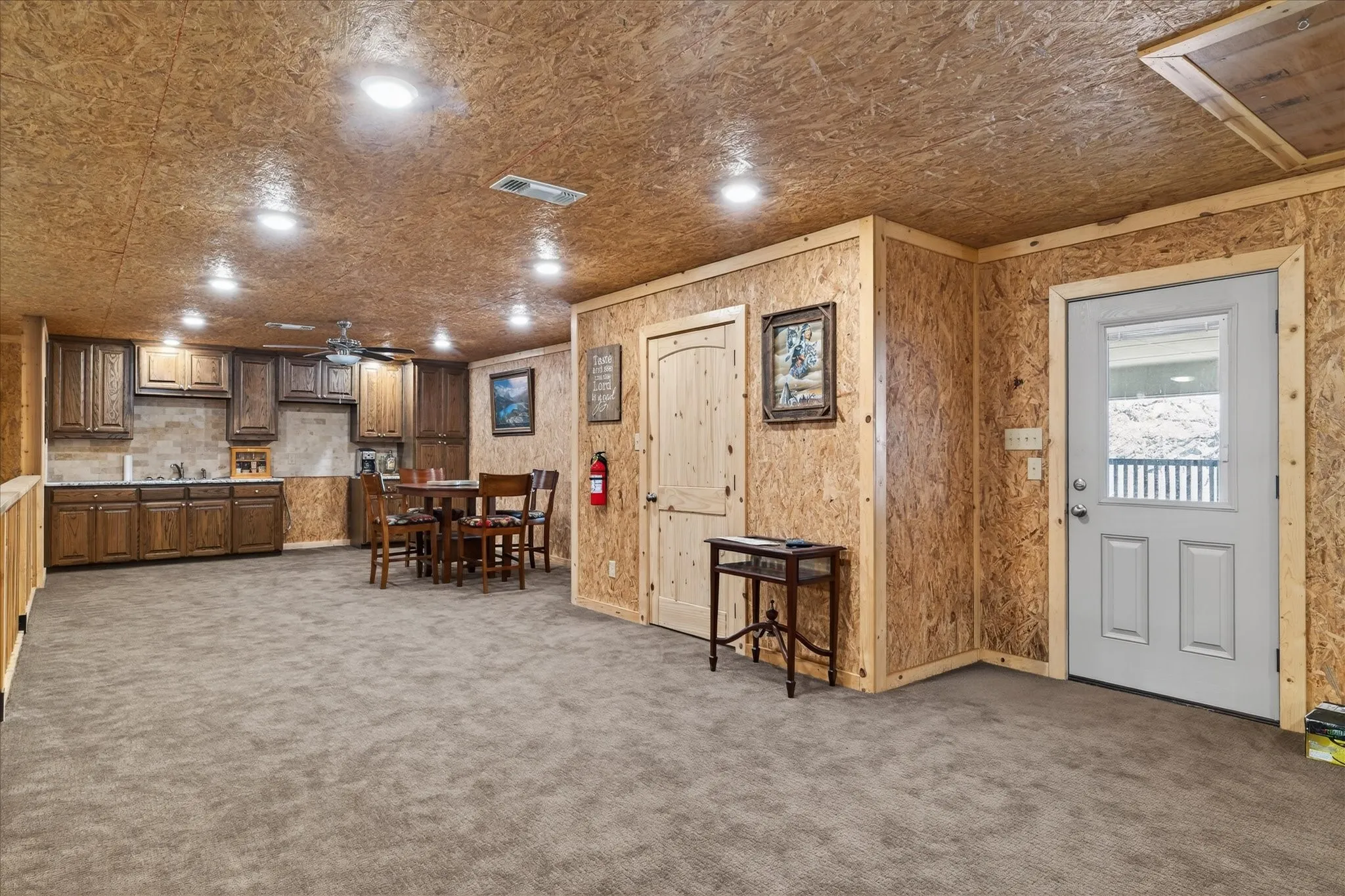 Single Family Residence For Sale in Grayson County , 790 Bones Chapel Road, Whitesboro, Texas 76273, 5 Bedroom, 5 Bathroom, 2 Garage spaces, 7,483 Sqft, built in 2023, Preowned, mls#21196520, Real Estate Agent in Whitesboro, Homes For Sale in Grayson county, Homes For Sale in Whitesboro, Realtor in Whitesboro Texas, Real Estate Brokerage Independent Realty Texas, Luminita Cordes Realtor
