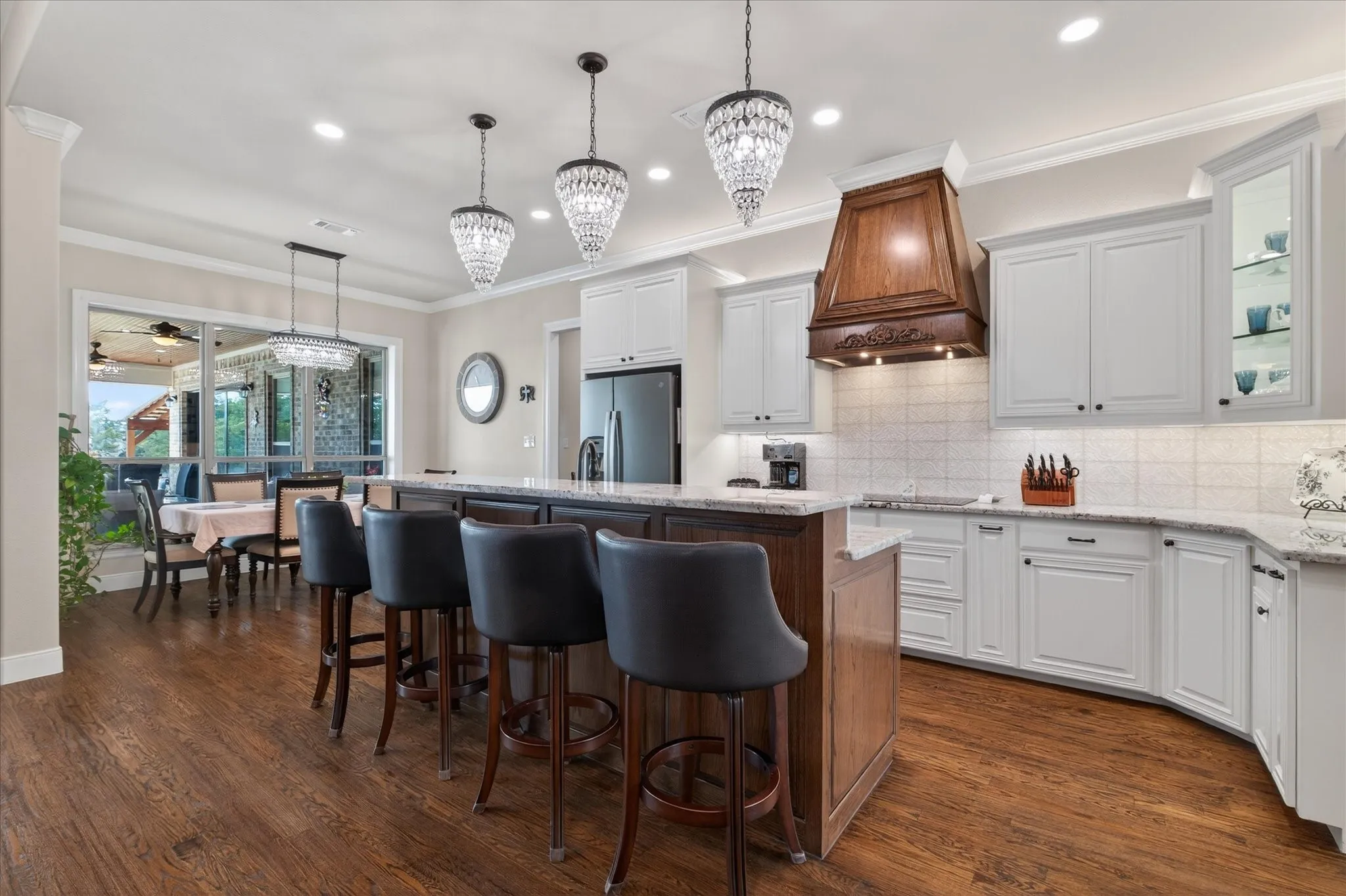Single Family Residence For Sale in Grayson County , 790 Bones Chapel Road, Whitesboro, Texas 76273, 5 Bedroom, 5 Bathroom, 2 Garage spaces, 7,483 Sqft, built in 2023, Preowned, mls#21196520, Real Estate Agent in Whitesboro, Homes For Sale in Grayson county, Homes For Sale in Whitesboro, Realtor in Whitesboro Texas, Real Estate Brokerage Independent Realty Texas, Luminita Cordes Realtor