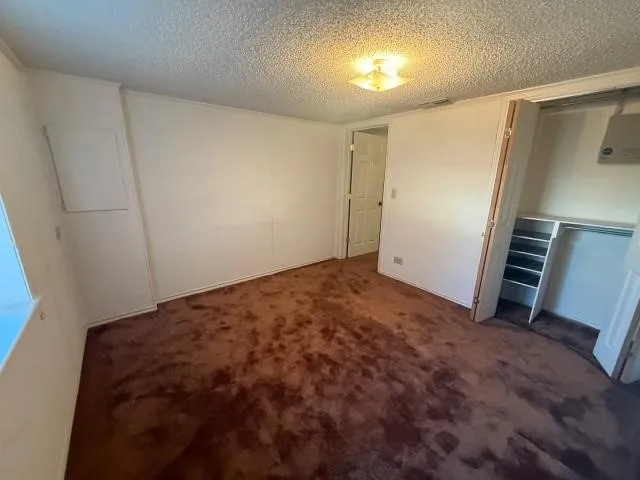 Single Family Residence For Sale in Hood County , 808 Flamingo Road, Granbury, Texas 76049, 2 Bedroom, 2 Bathroom, 1 Garage spaces, 1,997 Sqft, built in 1985, Price $134,500, mls#21197733, Real Estate Agent in Granbury, Homes For Sale in Hood county, Homes For Sale in Granbury, Realtor in Granbury Texas, Real Estate Brokerage Independent Realty Texas, Luminita Cordes Realtor
