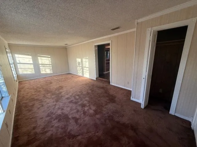 Single Family Residence For Sale in Hood County , 808 Flamingo Road, Granbury, Texas 76049, 2 Bedroom, 2 Bathroom, 1 Garage spaces, 1,997 Sqft, built in 1985, Price $134,500, mls#21197733, Real Estate Agent in Granbury, Homes For Sale in Hood county, Homes For Sale in Granbury, Realtor in Granbury Texas, Real Estate Brokerage Independent Realty Texas, Luminita Cordes Realtor