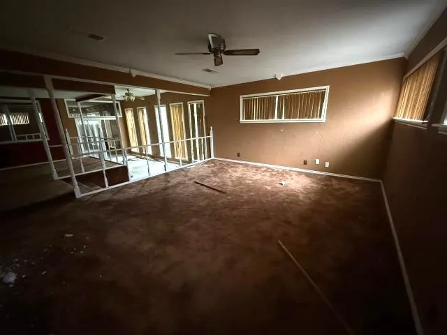 Single Family Residence For Sale in Hood County , 808 Flamingo Road, Granbury, Texas 76049, 2 Bedroom, 2 Bathroom, 1 Garage spaces, 1,997 Sqft, built in 1985, Price $134,500, mls#21197733, Real Estate Agent in Granbury, Homes For Sale in Hood county, Homes For Sale in Granbury, Realtor in Granbury Texas, Real Estate Brokerage Independent Realty Texas, Luminita Cordes Realtor