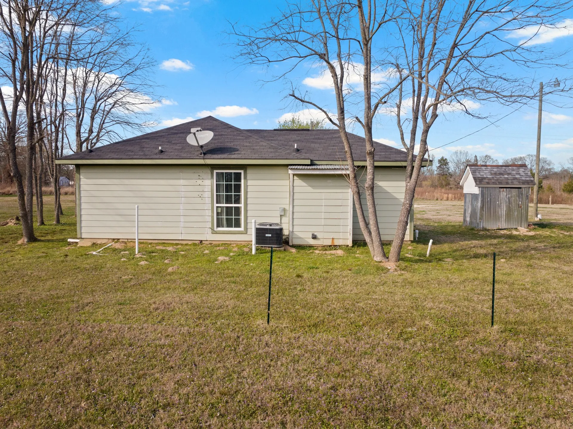 Single Family Residence For Sale in Titus County , 338 N County Road 3010, Mt Pleasant, Texas 75455, 3 Bedrooms, 2 Bathrooms, Garage spaces, 994 Sqft, built in 2020, Price $276,000, mls#21197738, Real Estate Agent in Mt Pleasant, Homes For Sale in Titus county, Homes For Sale in Mt Pleasant, Realtor in Mt Pleasant Texas, Real Estate Brokerage Independent Realty Texas, Luminita Cordes Realtor