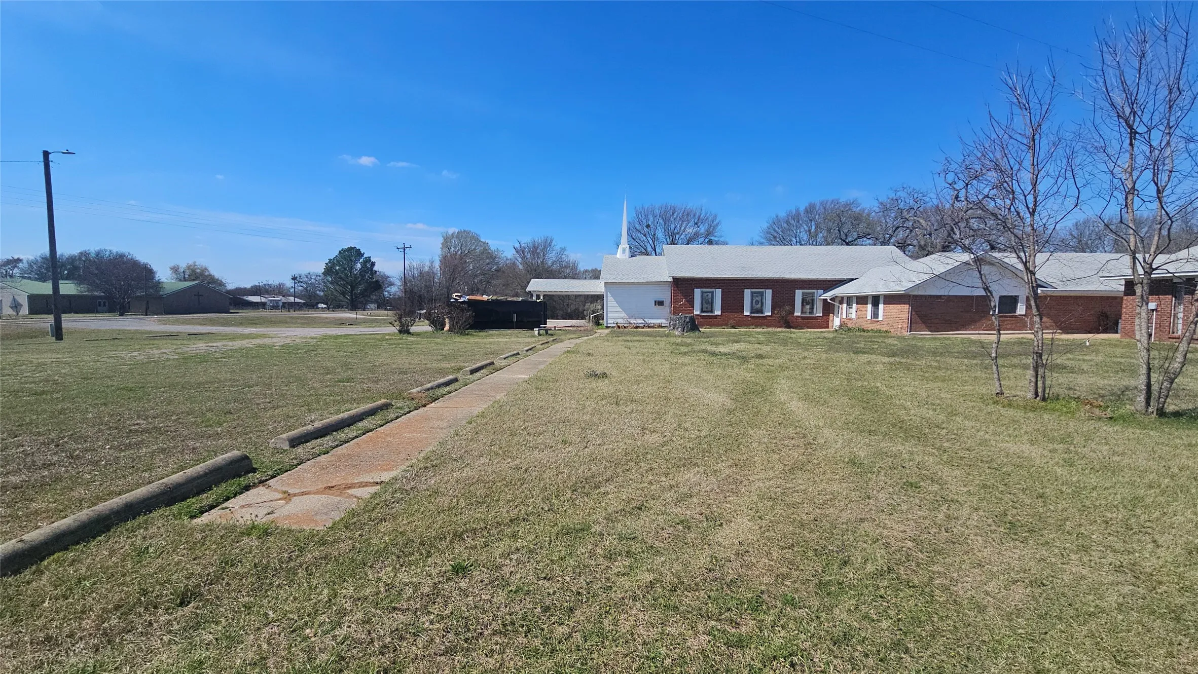 Business For Sale in Henderson County , 1215 W Cedar Creek Parkway, Kemp, Texas 75143, 0, 0, Garage spaces, 0 Sqft, built in 1995, Preowned, Price $270,000, mls#21197759, Real Estate Agent in Kemp, Homes For Sale in Henderson county, Homes For Sale in Kemp, Realtor in Kemp Texas, Real Estate Brokerage Independent Realty Texas, Luminita Cordes Realtor