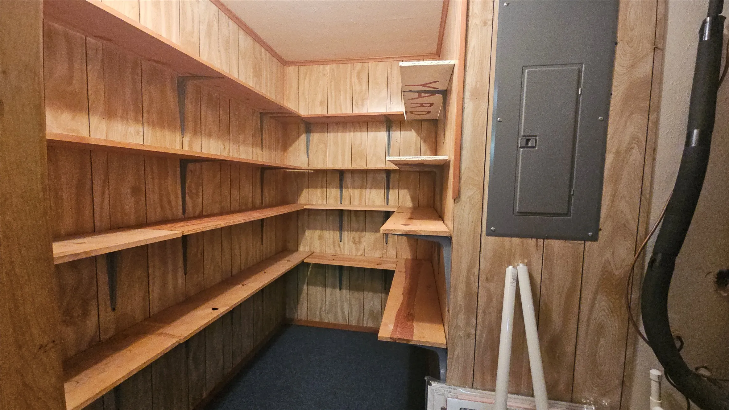 Business For Sale in Henderson County , 1215 W Cedar Creek Parkway, Kemp, Texas 75143, 0, 0, Garage spaces, 0 Sqft, built in 1995, Preowned, Price $270,000, mls#21197759, Real Estate Agent in Kemp, Homes For Sale in Henderson county, Homes For Sale in Kemp, Realtor in Kemp Texas, Real Estate Brokerage Independent Realty Texas, Luminita Cordes Realtor