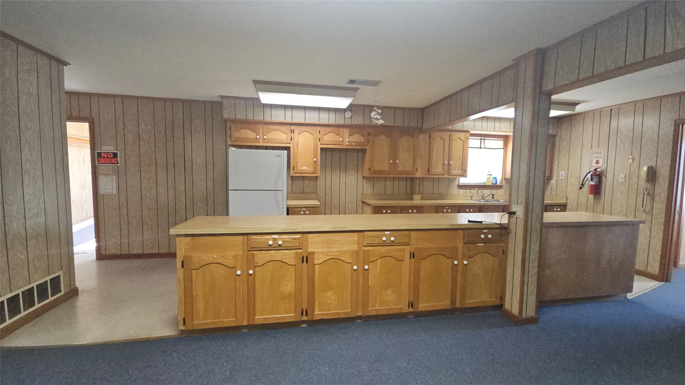Business For Sale in Henderson County , 1215 W Cedar Creek Parkway, Kemp, Texas 75143, 0, 0, Garage spaces, 0 Sqft, built in 1995, Preowned, Price $270,000, mls#21197759, Real Estate Agent in Kemp, Homes For Sale in Henderson county, Homes For Sale in Kemp, Realtor in Kemp Texas, Real Estate Brokerage Independent Realty Texas, Luminita Cordes Realtor