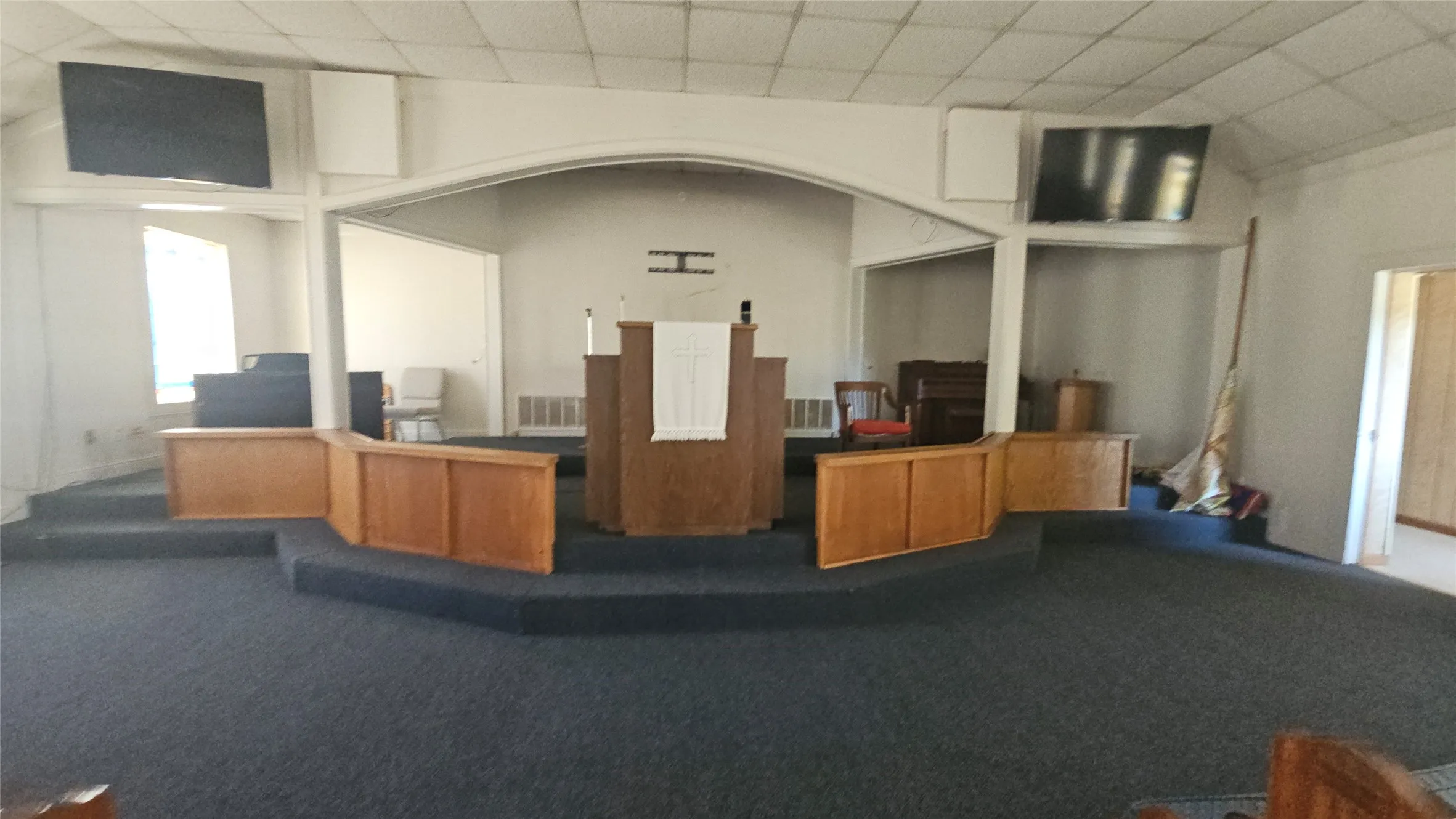 Business For Sale in Henderson County , 1215 W Cedar Creek Parkway, Kemp, Texas 75143, 0, 0, Garage spaces, 0 Sqft, built in 1995, Preowned, Price $270,000, mls#21197759, Real Estate Agent in Kemp, Homes For Sale in Henderson county, Homes For Sale in Kemp, Realtor in Kemp Texas, Real Estate Brokerage Independent Realty Texas, Luminita Cordes Realtor