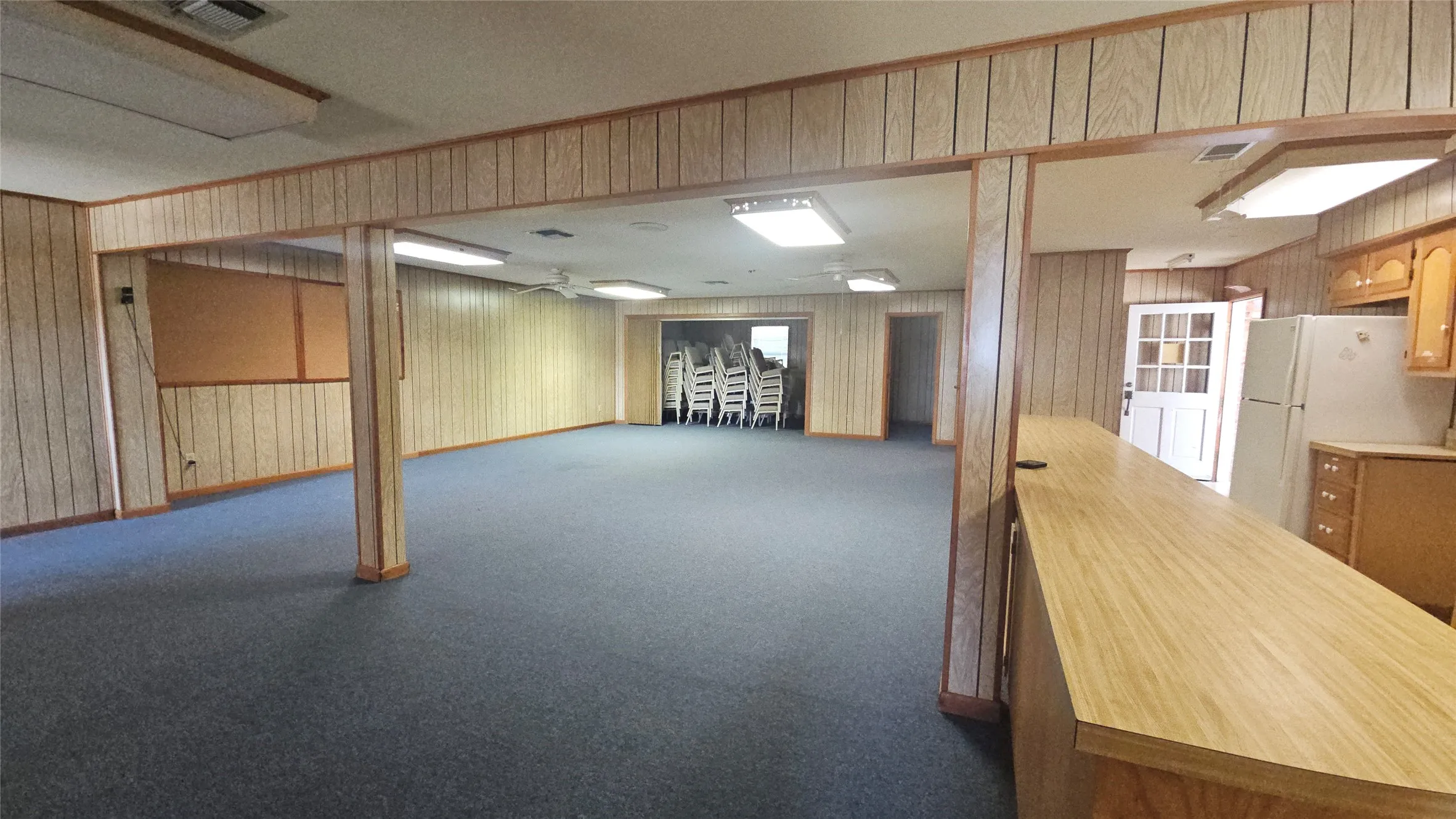 Business For Sale in Henderson County , 1215 W Cedar Creek Parkway, Kemp, Texas 75143, 0, 0, Garage spaces, 0 Sqft, built in 1995, Preowned, Price $270,000, mls#21197759, Real Estate Agent in Kemp, Homes For Sale in Henderson county, Homes For Sale in Kemp, Realtor in Kemp Texas, Real Estate Brokerage Independent Realty Texas, Luminita Cordes Realtor