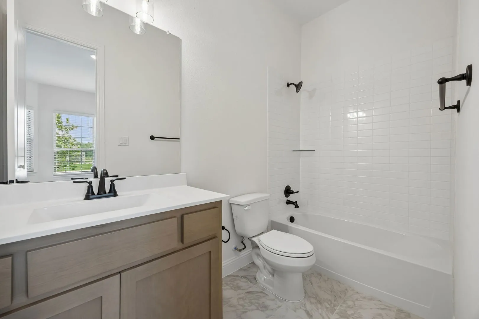 Single Family Residence For Sale in Johnson County , 5013 Valley View Drive, Joshua, Texas 76058, 4 Bedroom, 3 Bathroom, 2 Garage spaces, 2,734 Sqft, built in 2026, New Construction - Incomplete, mls#21197779, Real Estate Agent in Joshua, Homes For Sale in Johnson county, Homes For Sale in Joshua, Realtor in Joshua Texas, Real Estate Brokerage Independent Realty Texas, Luminita Cordes Realtor