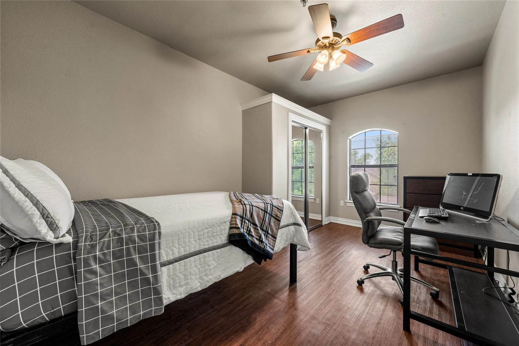 Primary bedroom 2