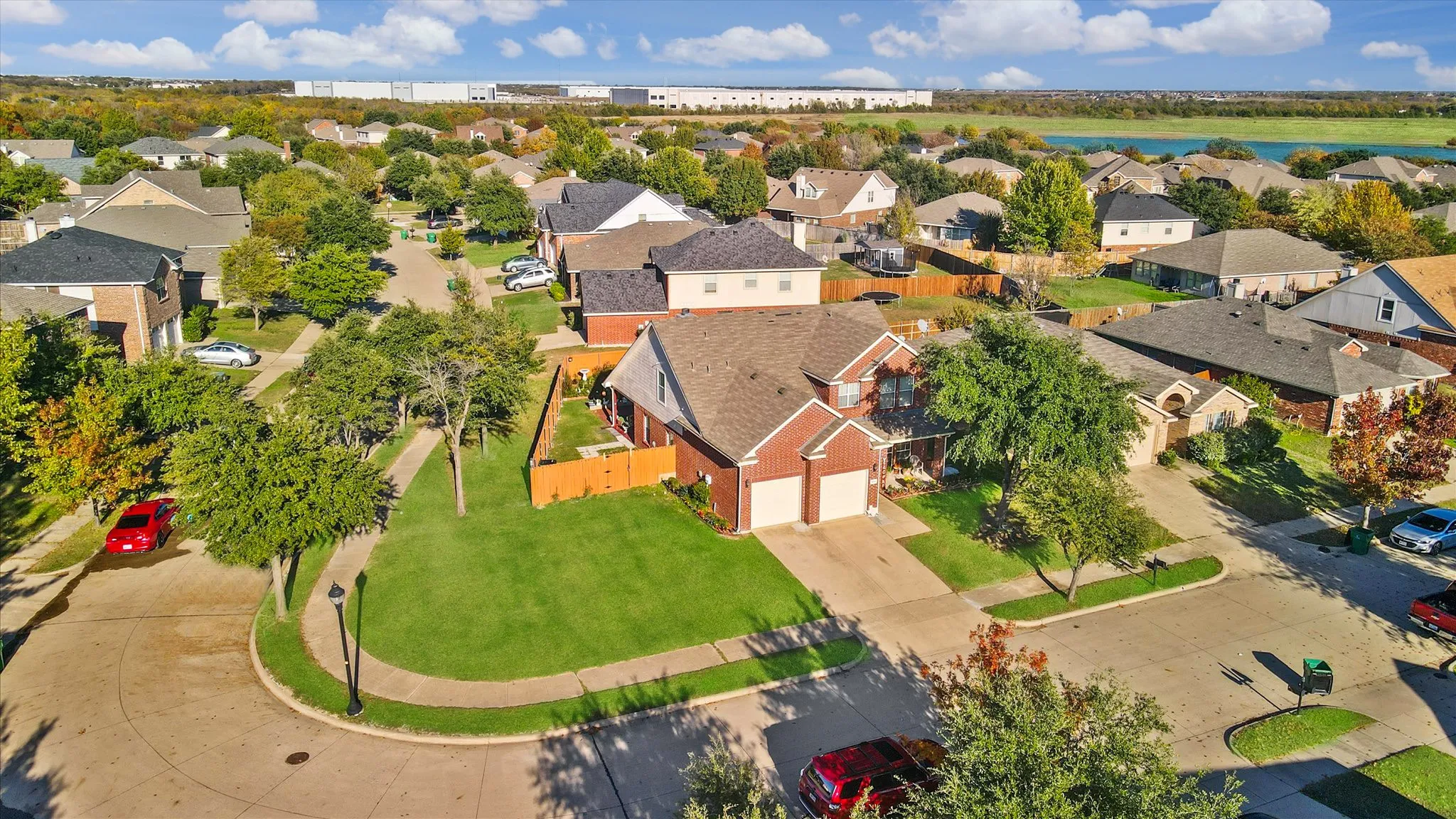 Single Family Residence For Sale in Kaufman County , 4008 Liberty Trail, Heartland, Texas 75126, 3 Bedroom, 3 Bathroom, 2 Garage spaces, 2,395 Sqft, built in 2006, mls#21197854, Real Estate Agent in Heartland, Homes For Sale in Kaufman county, Homes For Sale in Heartland, Realtor in Heartland Texas, Real Estate Brokerage Independent Realty Texas, Luminita Cordes Realtor
