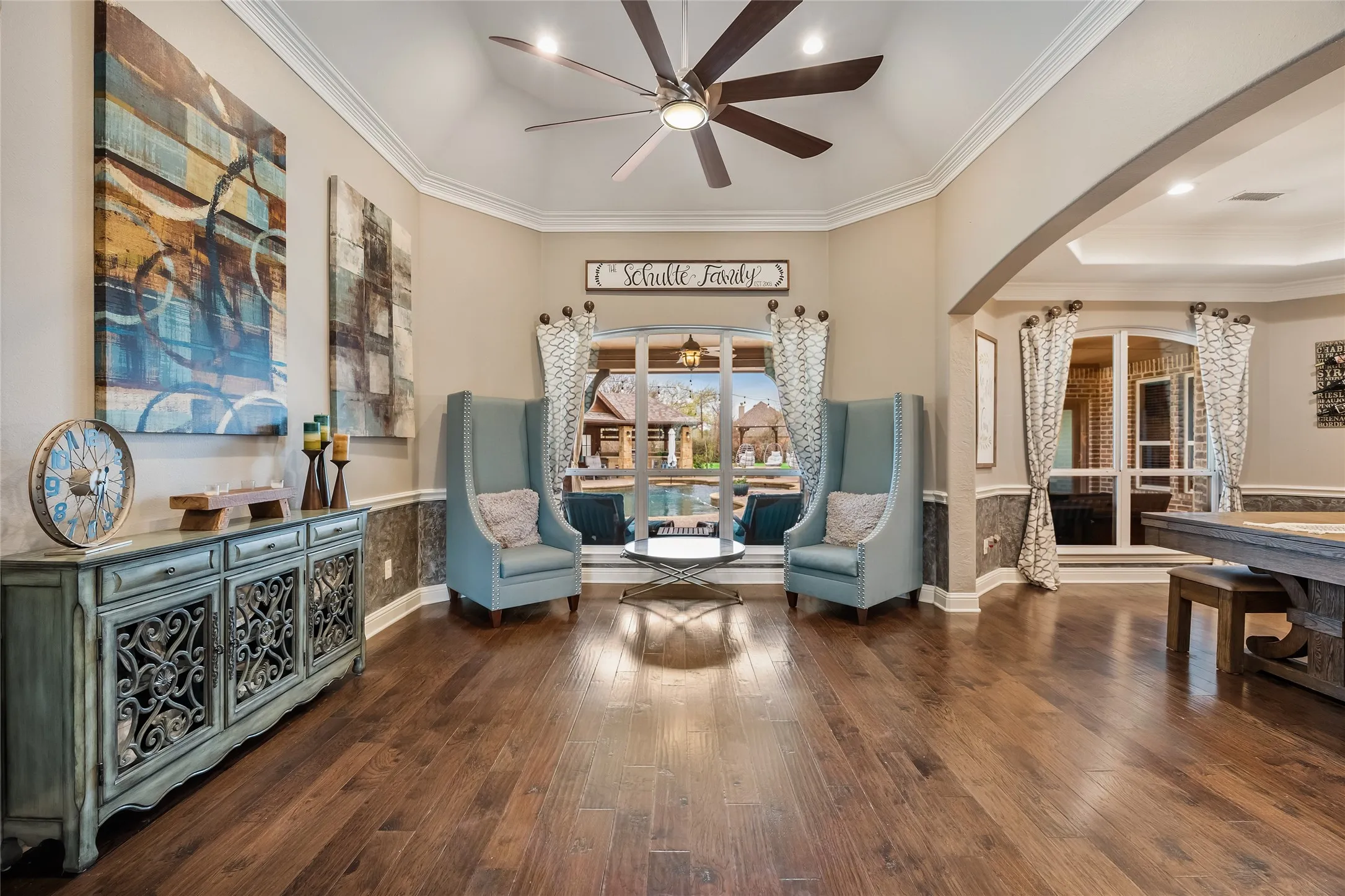 Single Family Residence For Sale in Rockwall County , 228 Crystal Court, Heath, Texas 75032, 4 Bedrooms, 3 Bathrooms, 3 Garage spaces, 3,947 Sqft, built in 2005, Preowned, Price $1,040,000, mls#21180269, Real Estate Agent in Heath, Homes For Sale in Rockwall county, Homes For Sale in Heath, Realtor in Heath Texas, Real Estate Brokerage Independent Realty Texas, Luminita Cordes Realtor