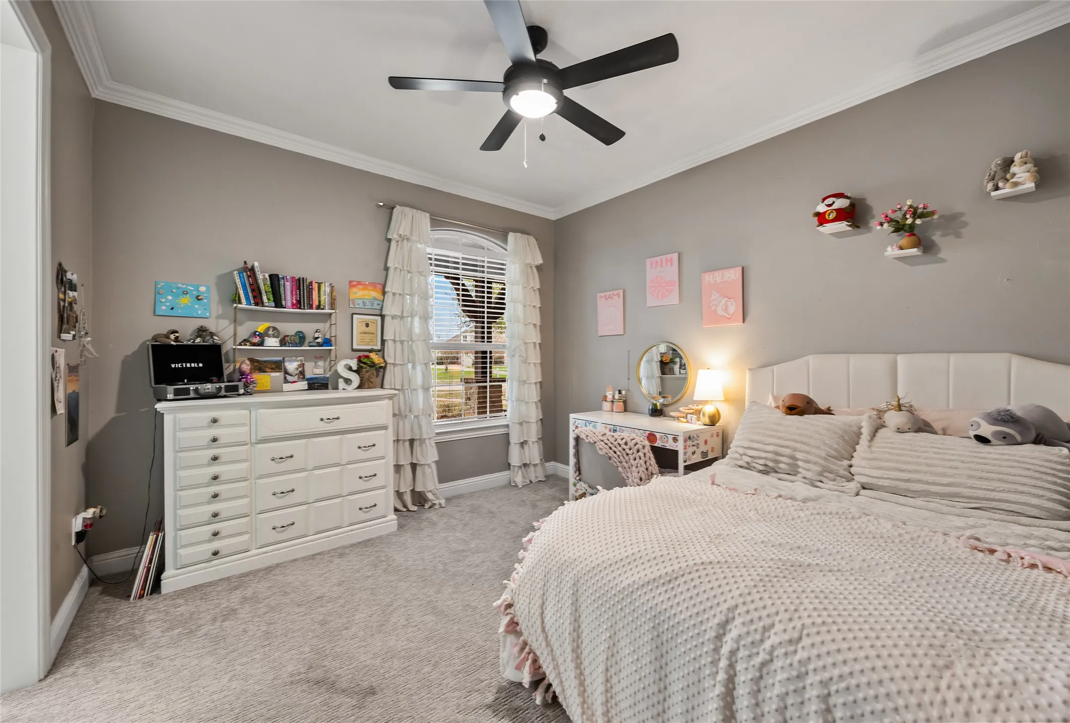 Single Family Residence For Sale in Rockwall County , 228 Crystal Court, Heath, Texas 75032, 4 Bedrooms, 3 Bathrooms, 3 Garage spaces, 3,947 Sqft, built in 2005, Preowned, Price $1,040,000, mls#21180269, Real Estate Agent in Heath, Homes For Sale in Rockwall county, Homes For Sale in Heath, Realtor in Heath Texas, Real Estate Brokerage Independent Realty Texas, Luminita Cordes Realtor