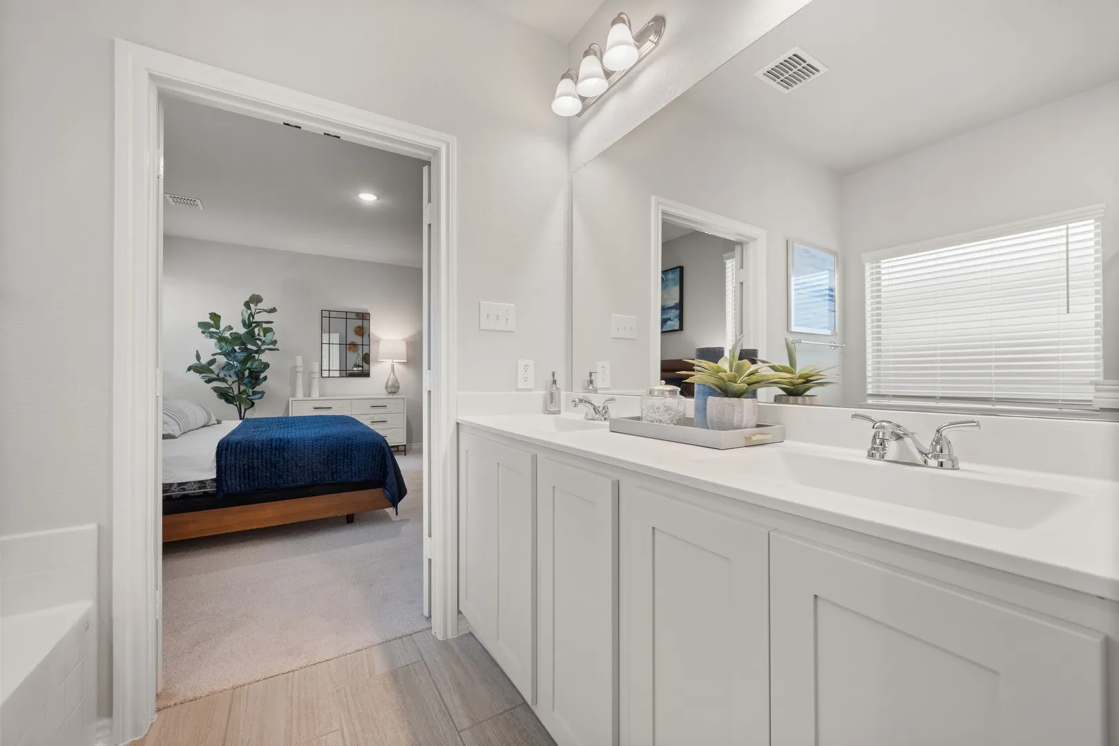 Single Family Residence For Sale in Johnson County , 1808 Apache Circle, Cleburne, Texas 76033, 3 Bedroom, 2 Bathroom, 2 Garage spaces, 1,832 Sqft, built in 2024, New Construction - Complete, mls#21197924, Real Estate Agent in Cleburne, Homes For Sale in Johnson county, Homes For Sale in Cleburne, Realtor in Cleburne Texas, Real Estate Brokerage Independent Realty Texas, Luminita Cordes Realtor