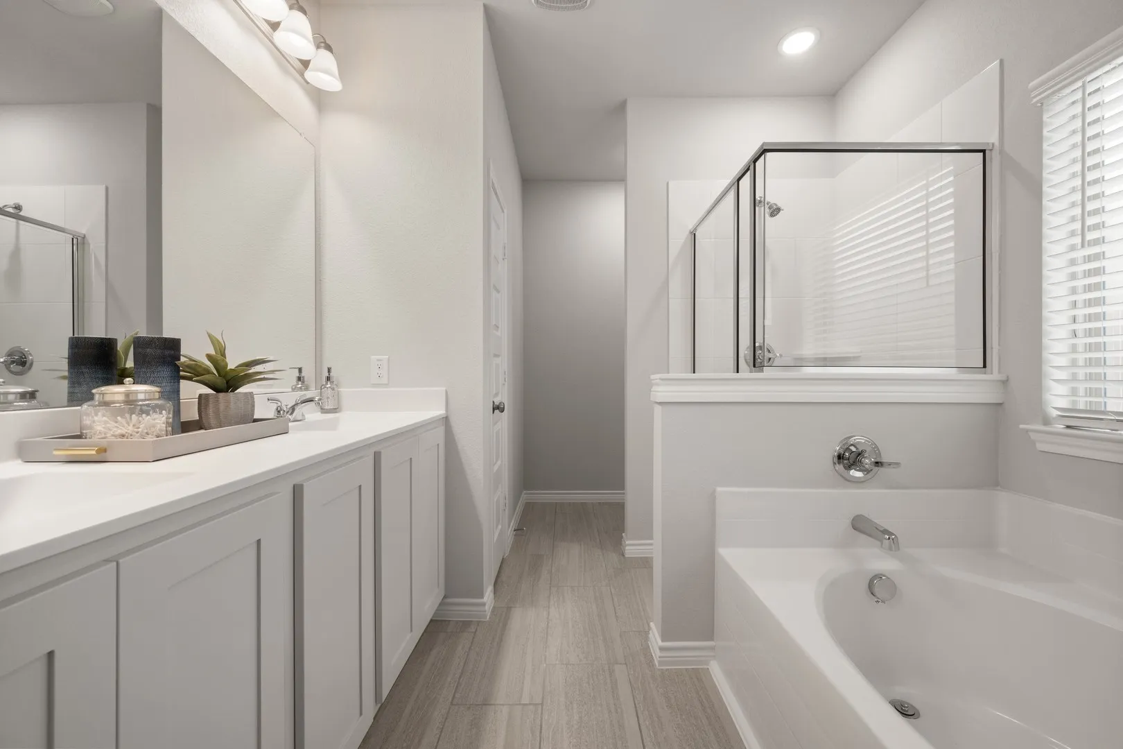 Single Family Residence For Sale in Johnson County , 1808 Apache Circle, Cleburne, Texas 76033, 3 Bedroom, 2 Bathroom, 2 Garage spaces, 1,832 Sqft, built in 2024, New Construction - Complete, mls#21197924, Real Estate Agent in Cleburne, Homes For Sale in Johnson county, Homes For Sale in Cleburne, Realtor in Cleburne Texas, Real Estate Brokerage Independent Realty Texas, Luminita Cordes Realtor